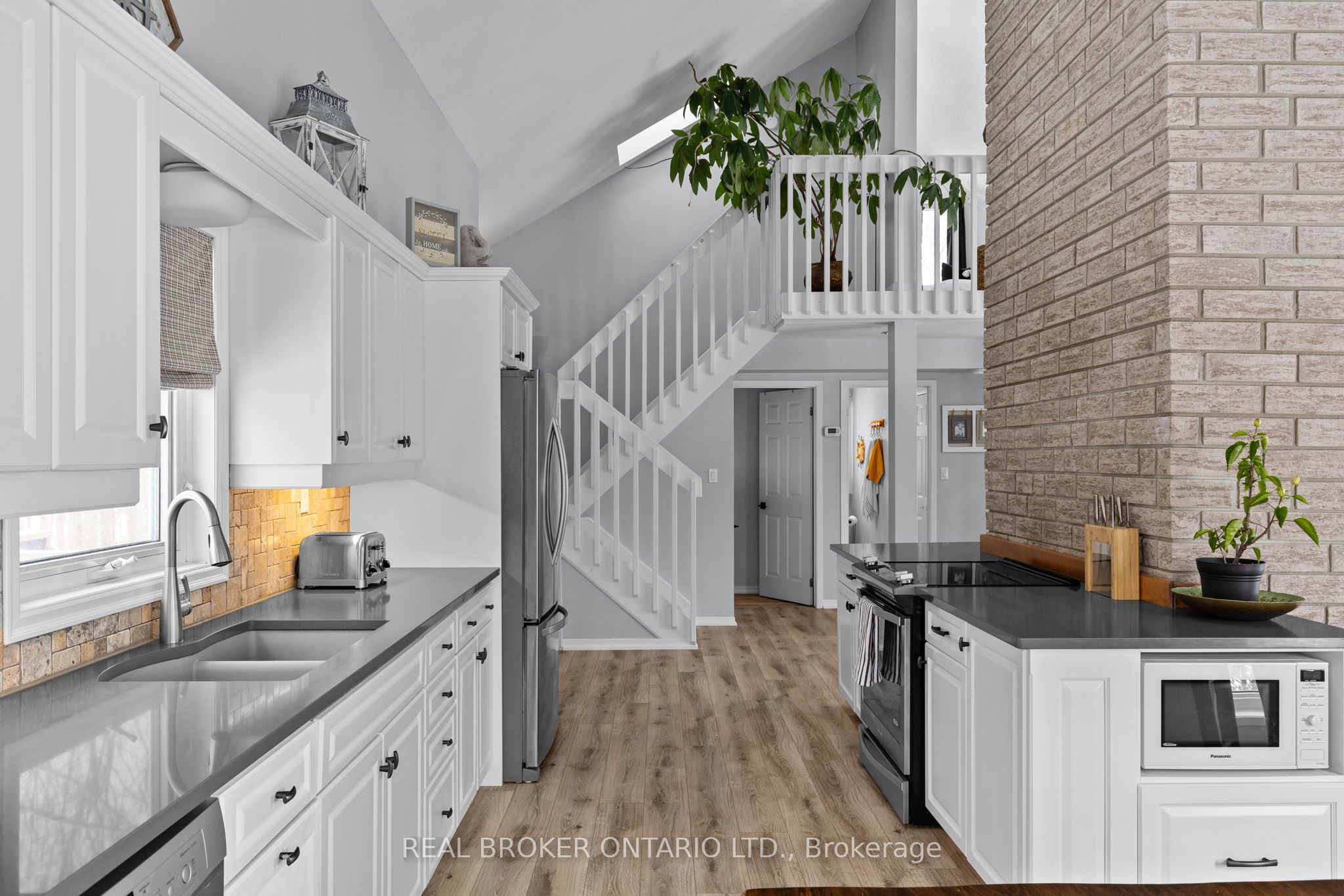 2043 Beman Point Lane Property Photo 5