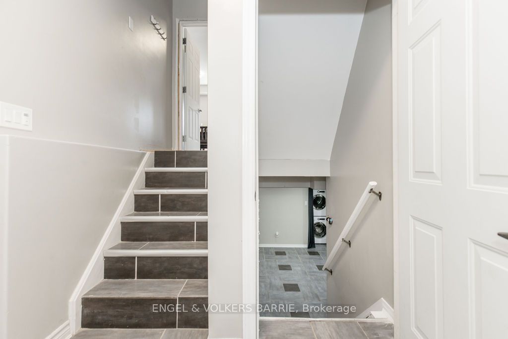 42 Humber Street Property Photo 28