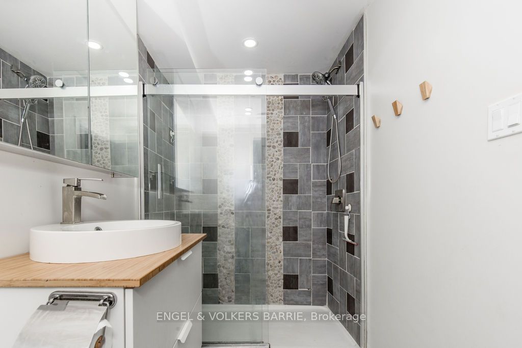 42 Humber Street Property Photo 36