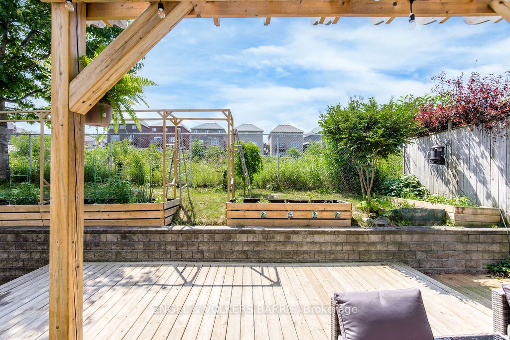 42 Humber Street Property Photo 39
