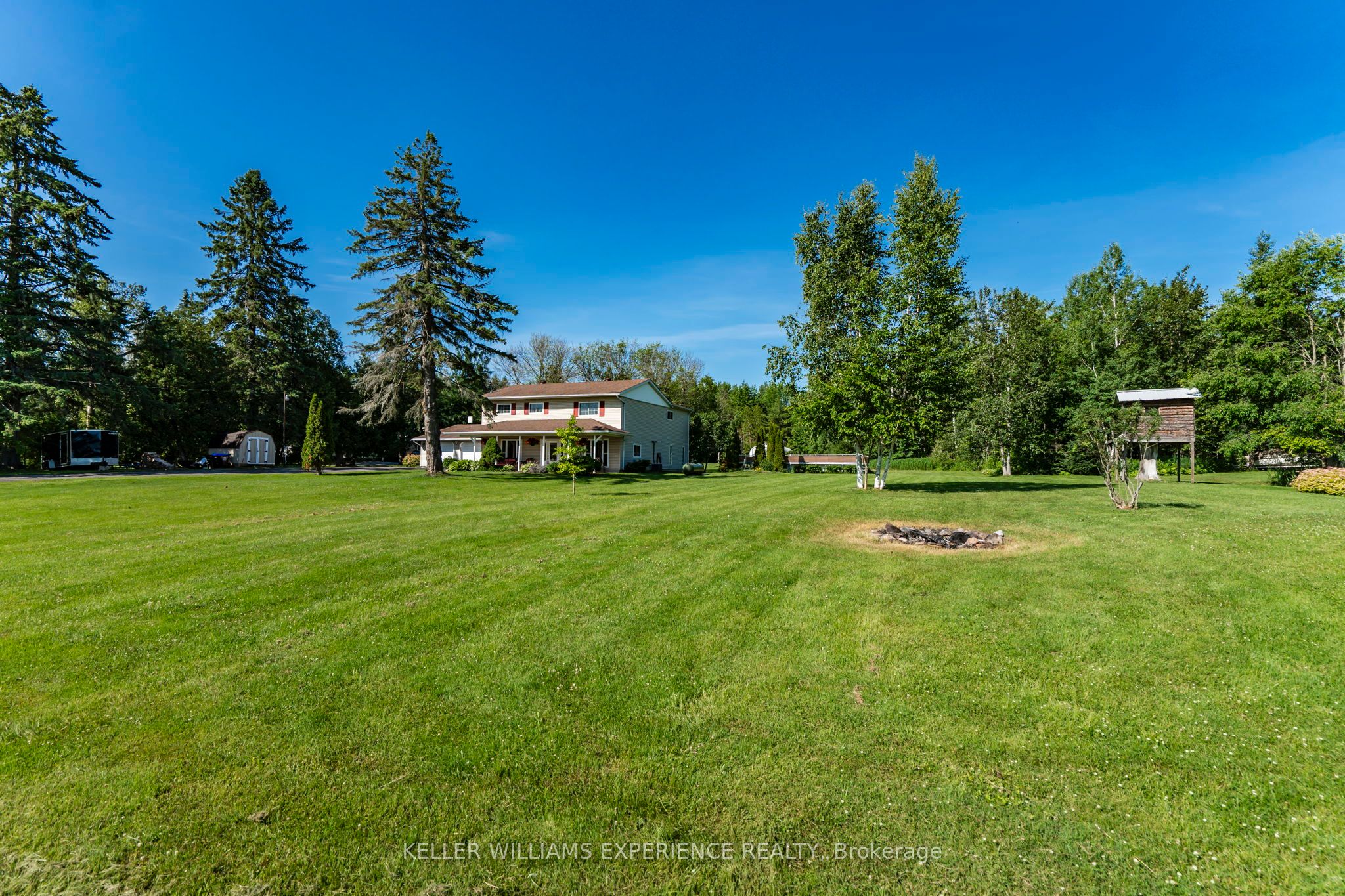 8 Thatcher Place Property Photo 3
