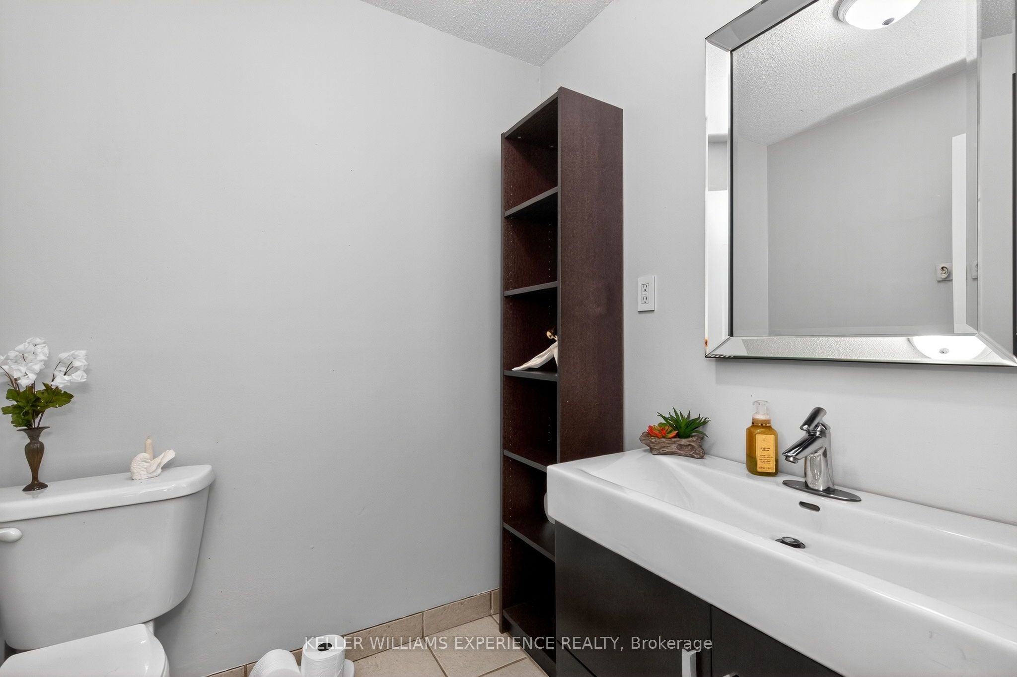 8 Thatcher Place Property Photo 21