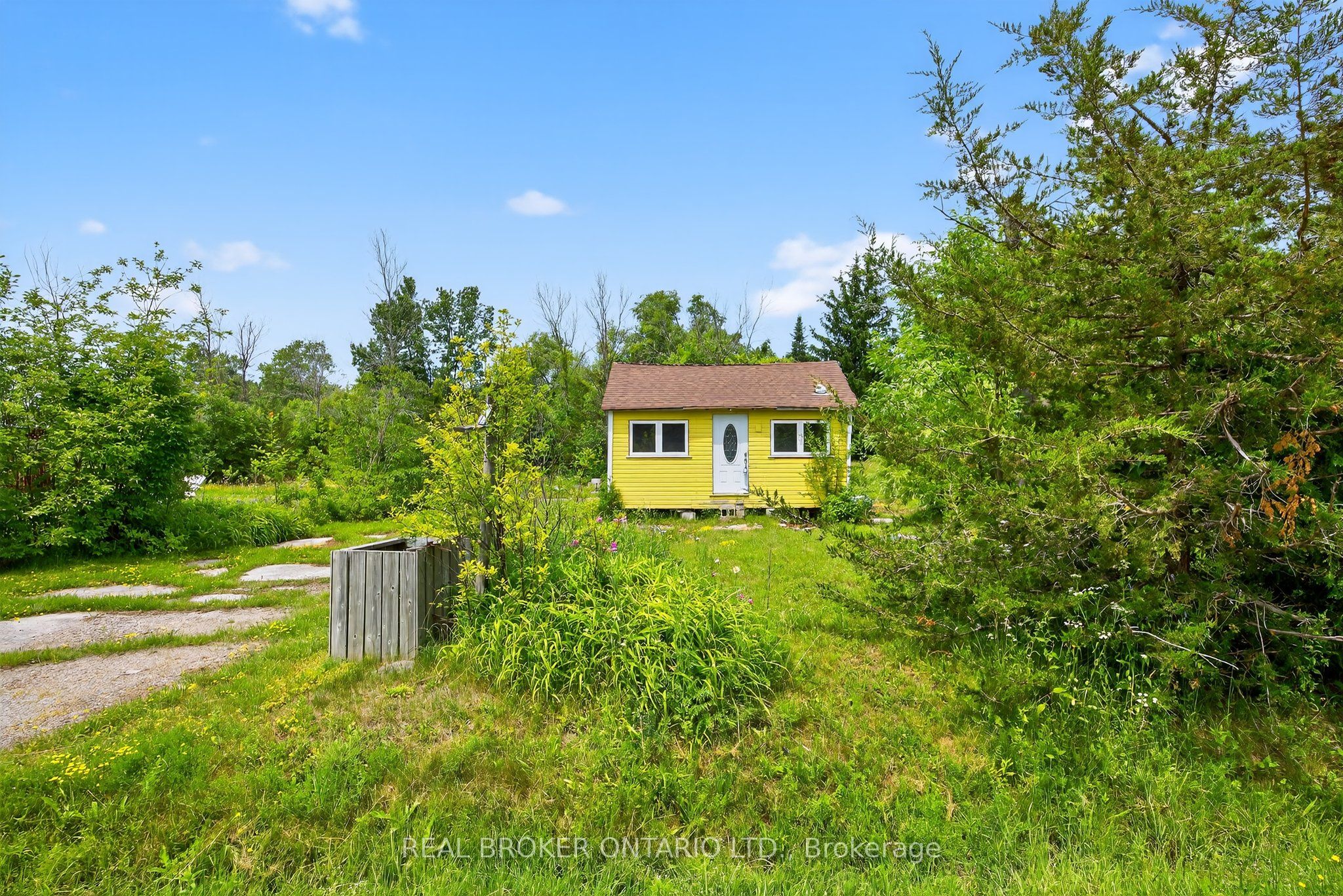 178 Woodlands Ave Property Photo 4