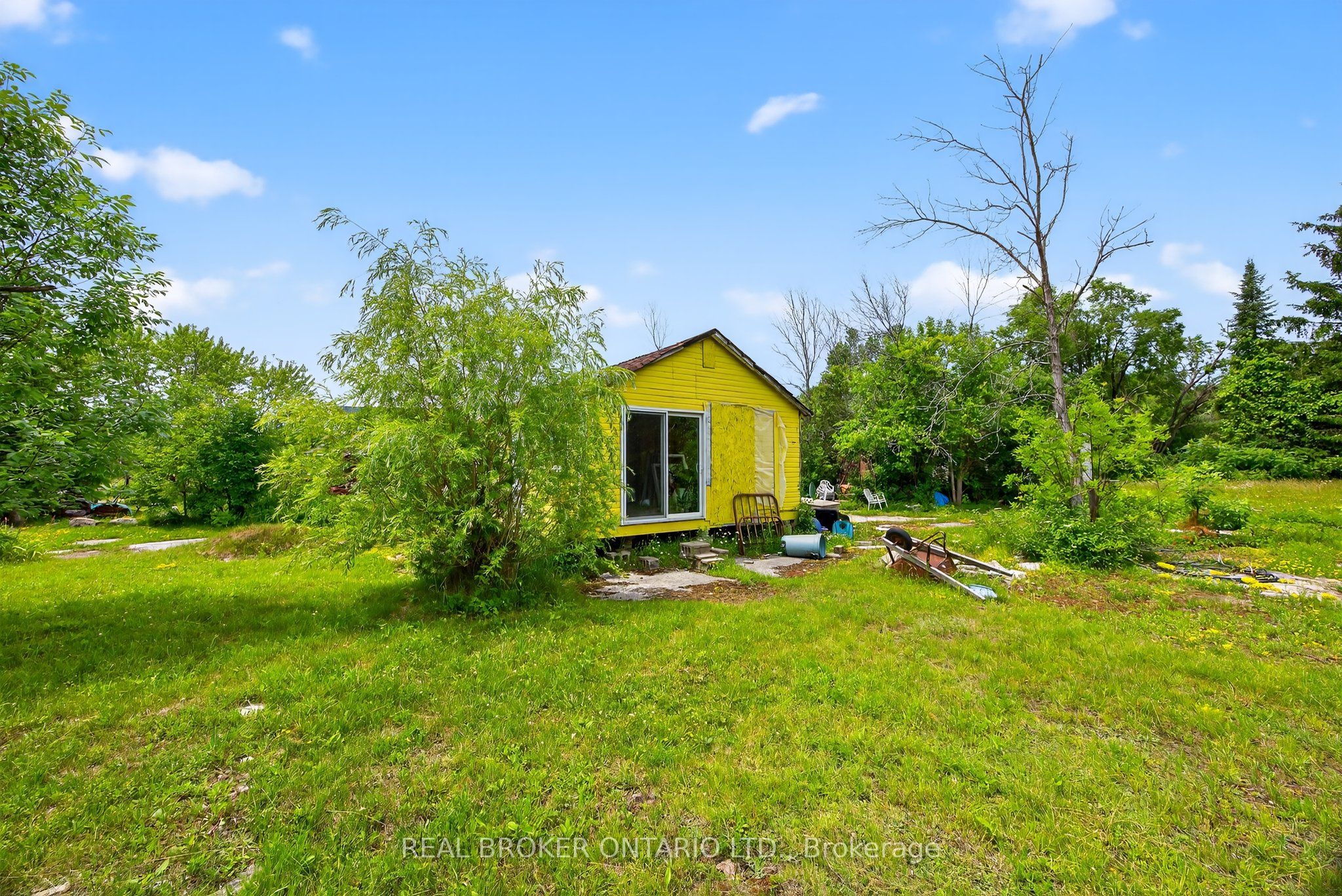 178 Woodlands Ave Property Photo 8