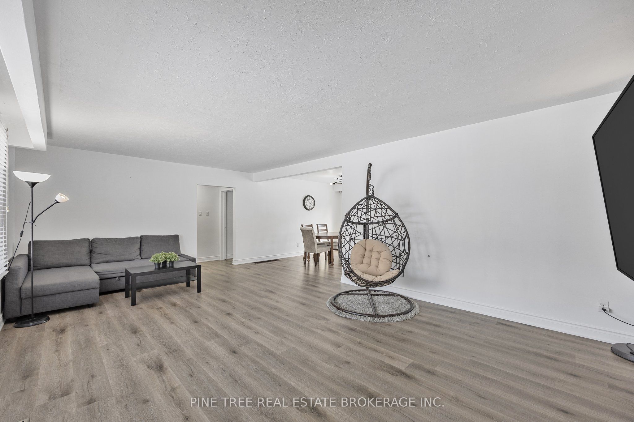 239 Warnica Road Property Photo 3