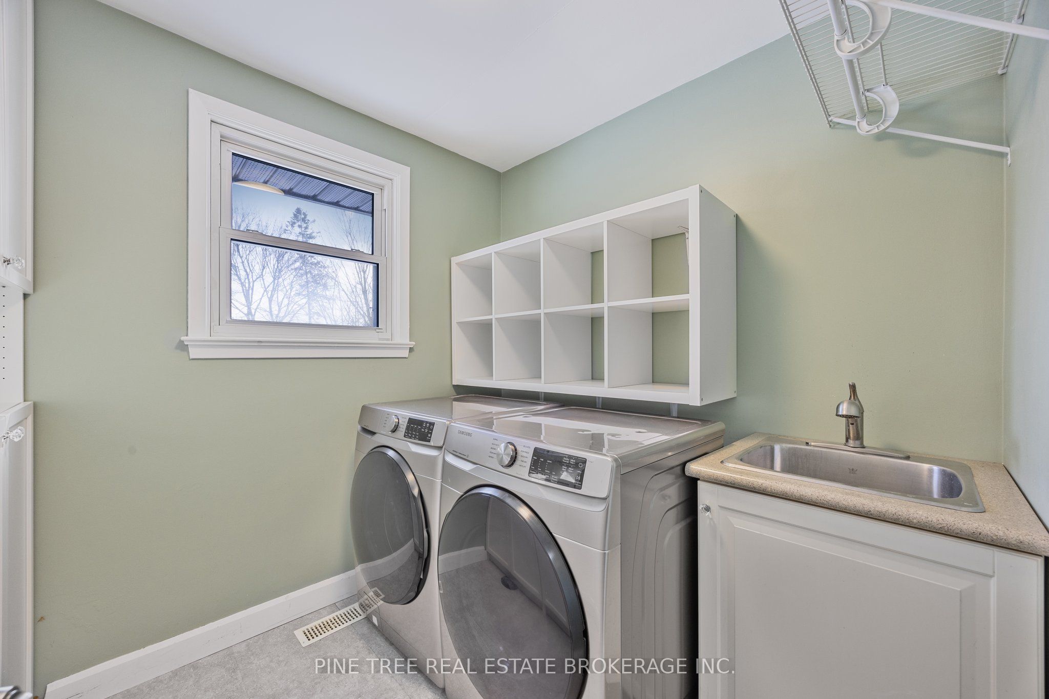 239 Warnica Road Property Photo 11