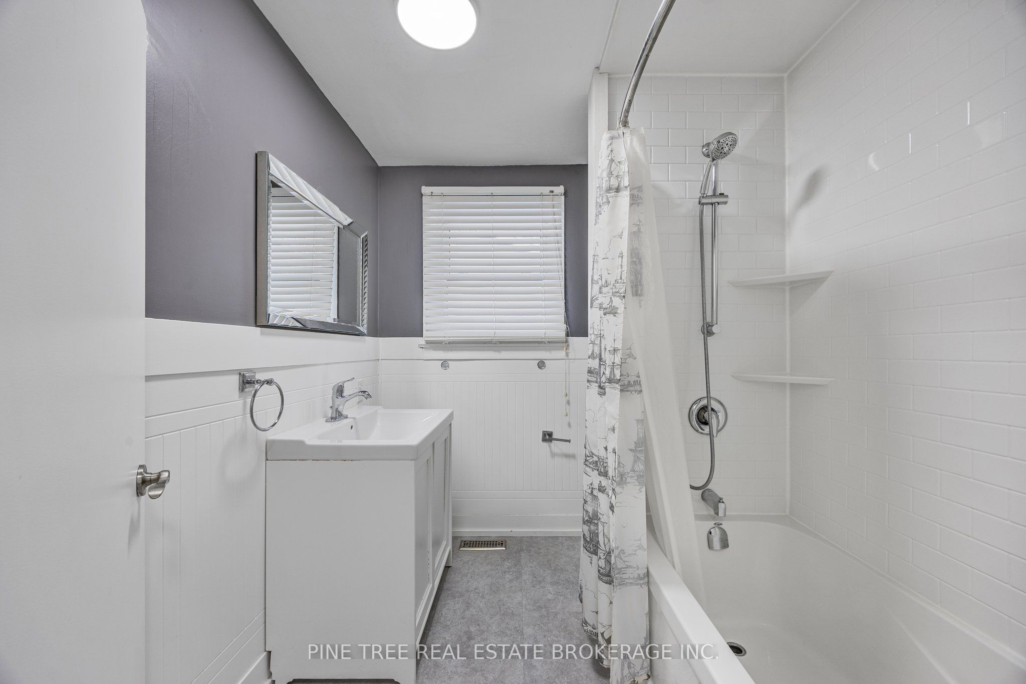 239 Warnica Road Property Photo 14