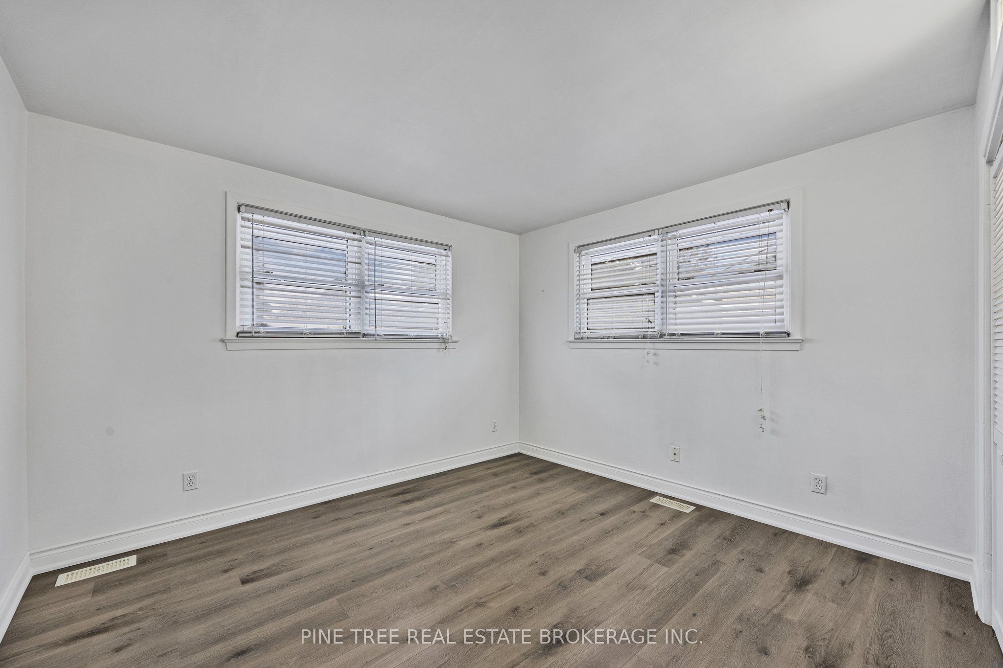 239 Warnica Road Property Photo 15