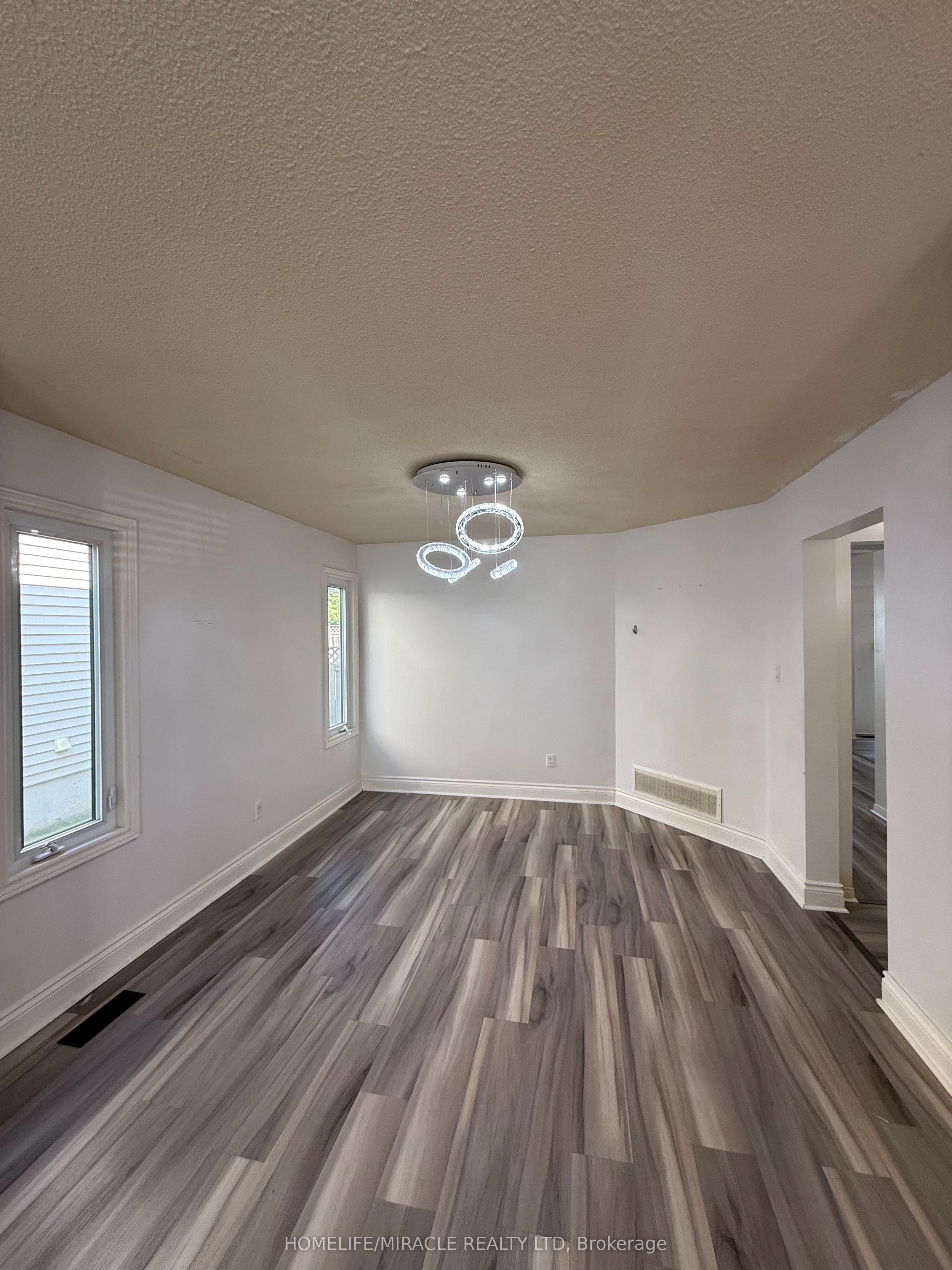 200 Livingstone Street W Property Photo 5