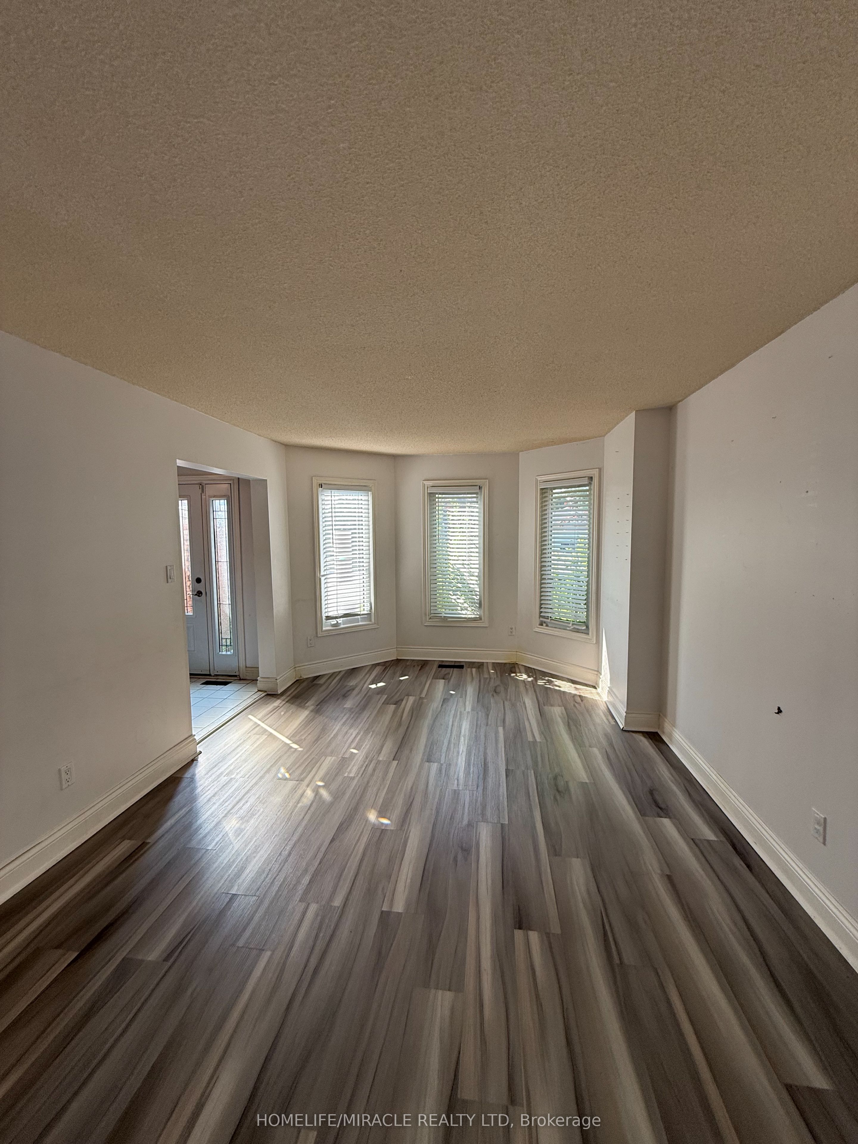200 Livingstone Street W Property Photo 6