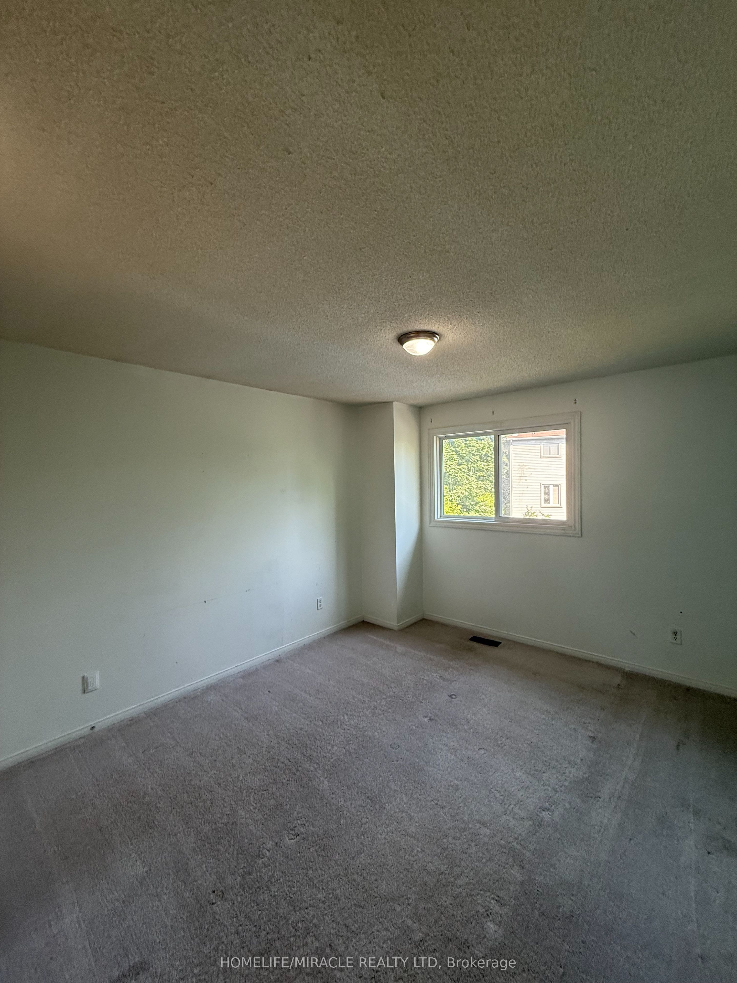 200 Livingstone Street W Property Photo 18