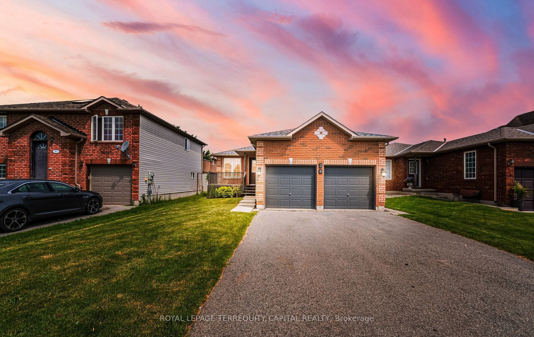 #upper - 38 Irene Drive Property Photo 1