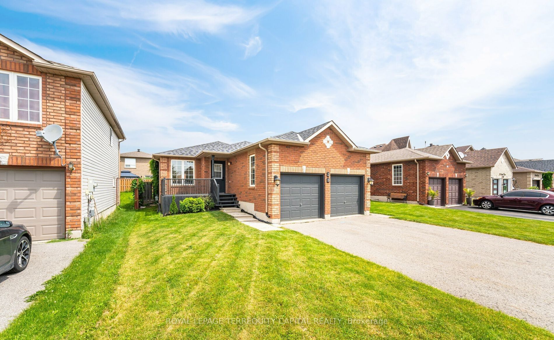 #upper - 38 Irene Drive Property Photo 2