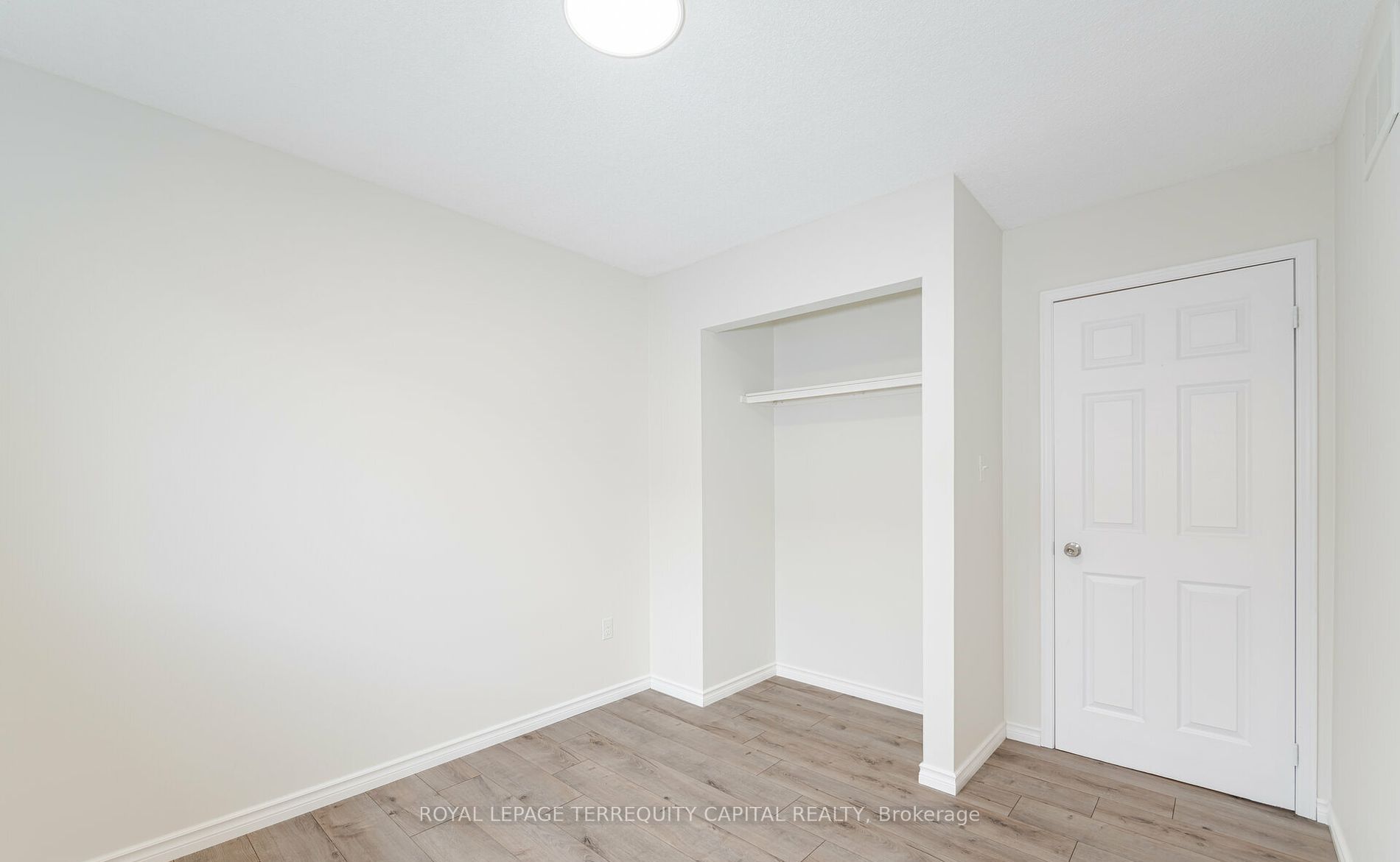 #upper - 38 Irene Drive Property Photo 13