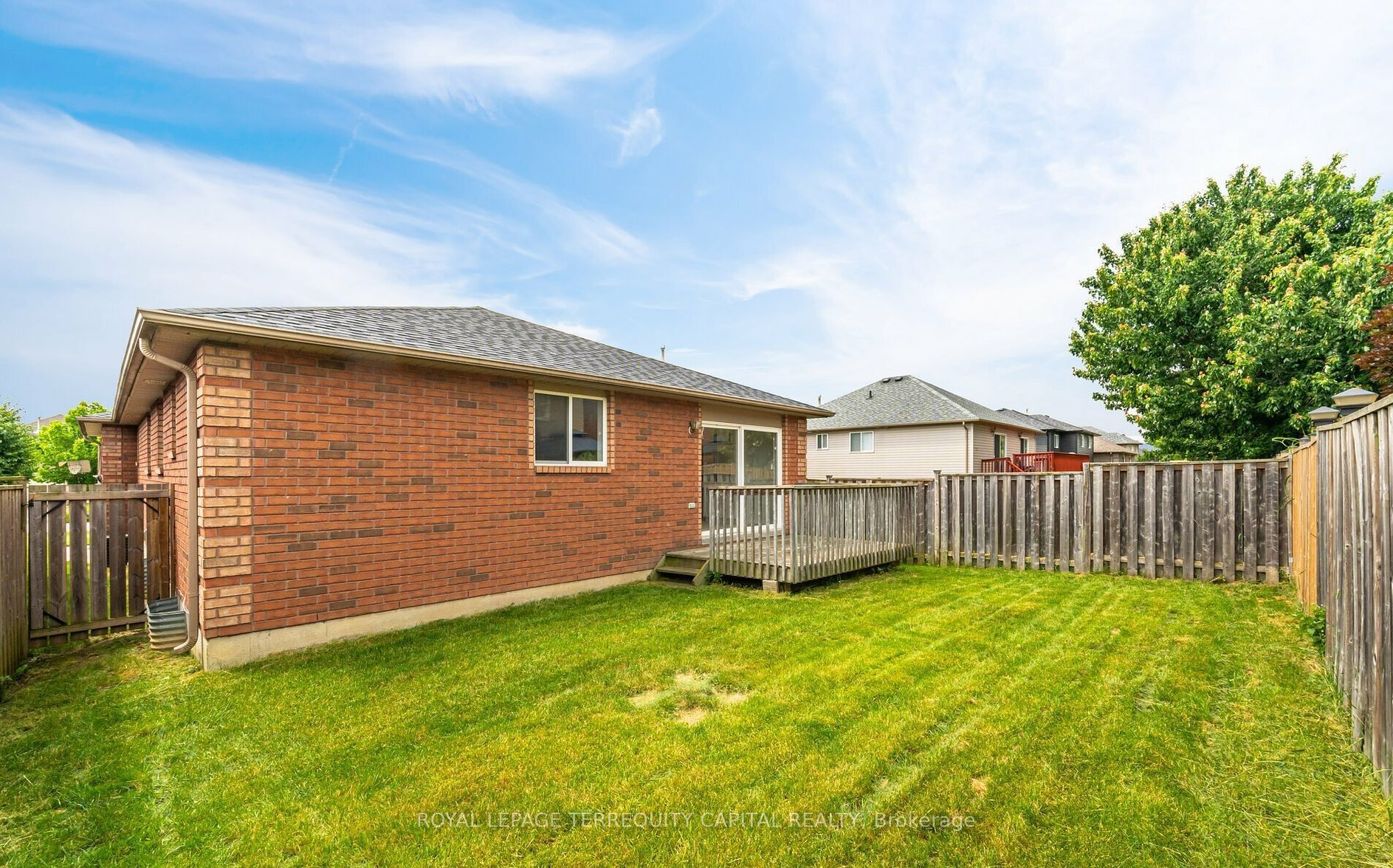 #upper - 38 Irene Drive Property Photo 23