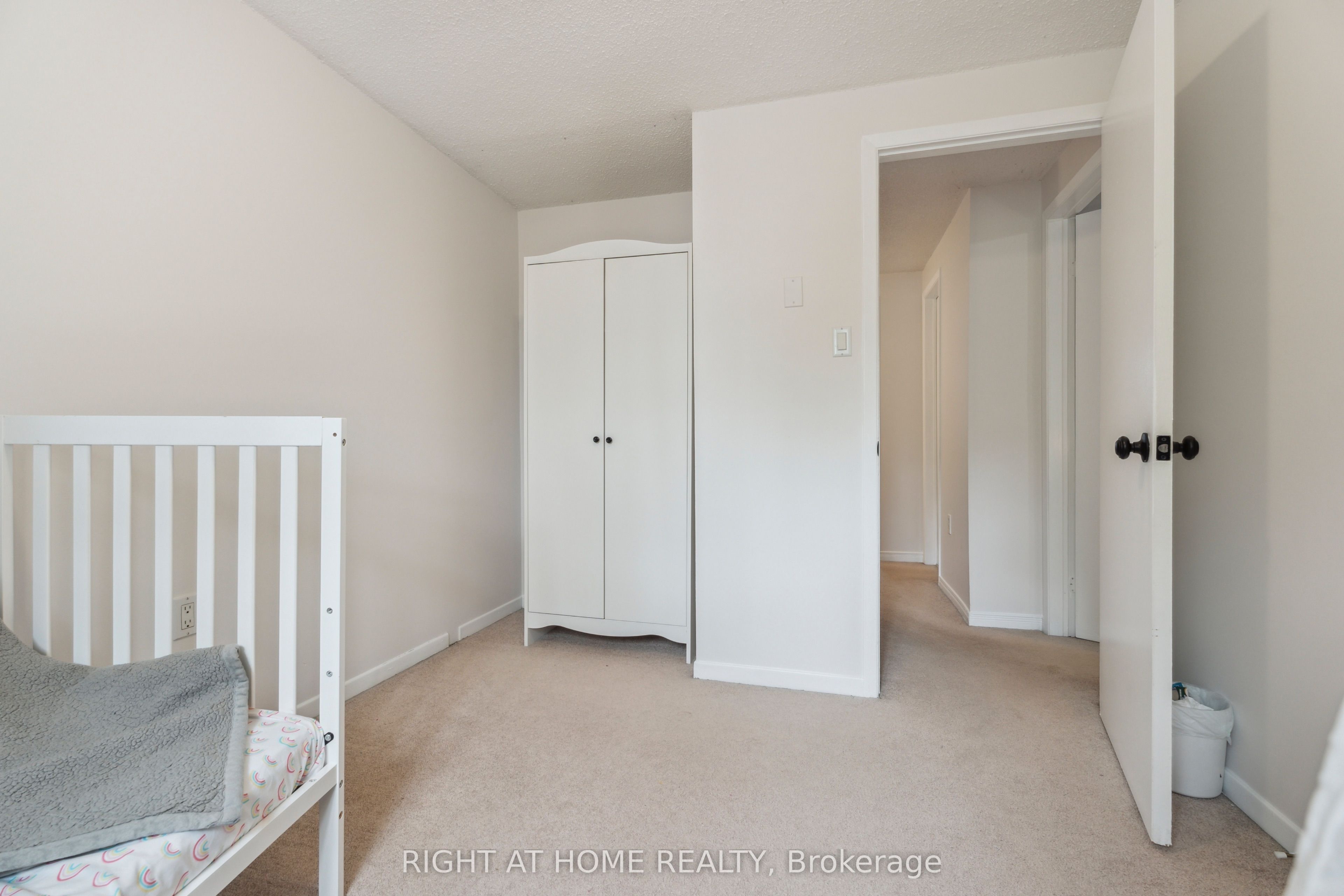 54 Shakespeare Crescent Property Photo 31