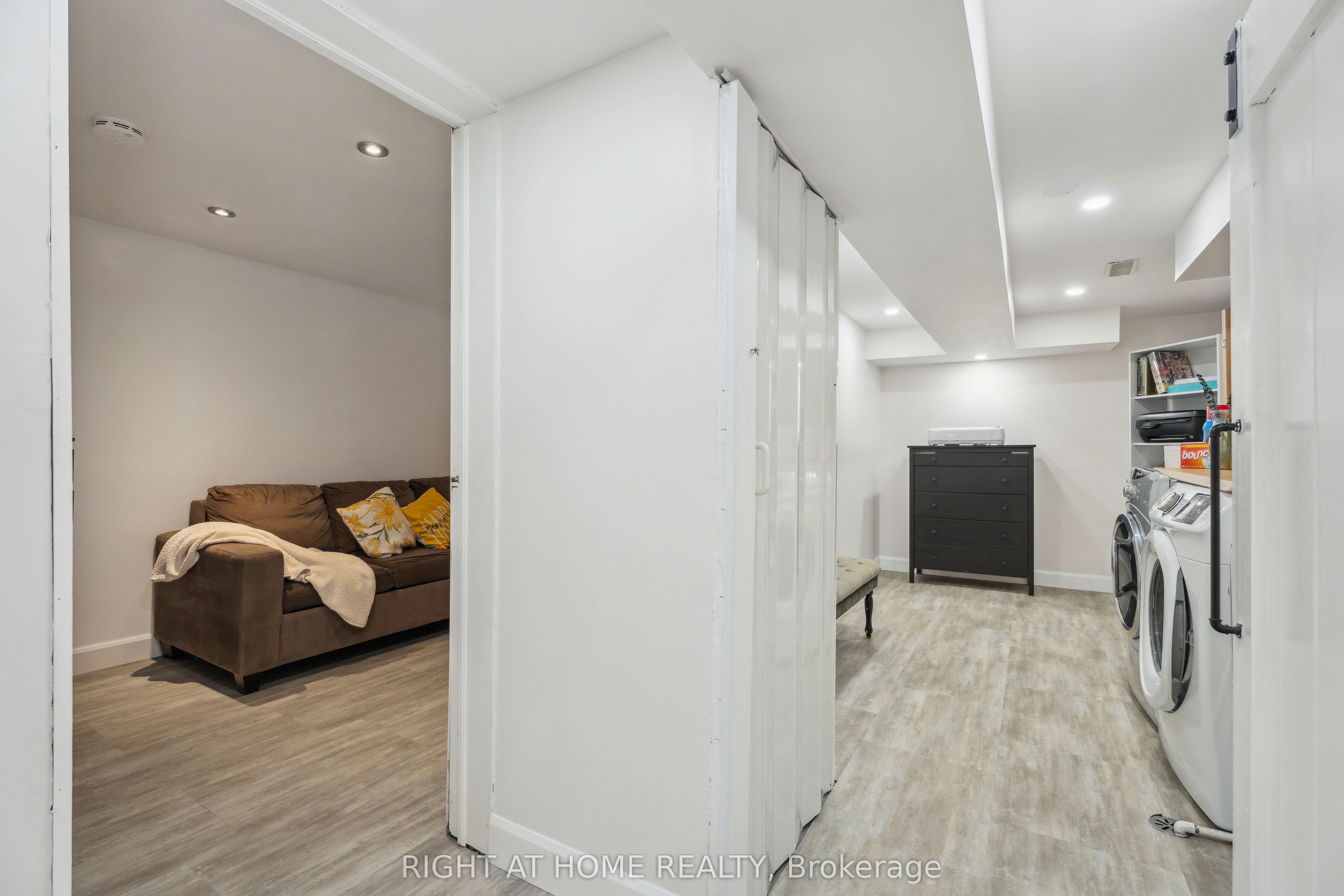 54 Shakespeare Crescent Property Photo 41
