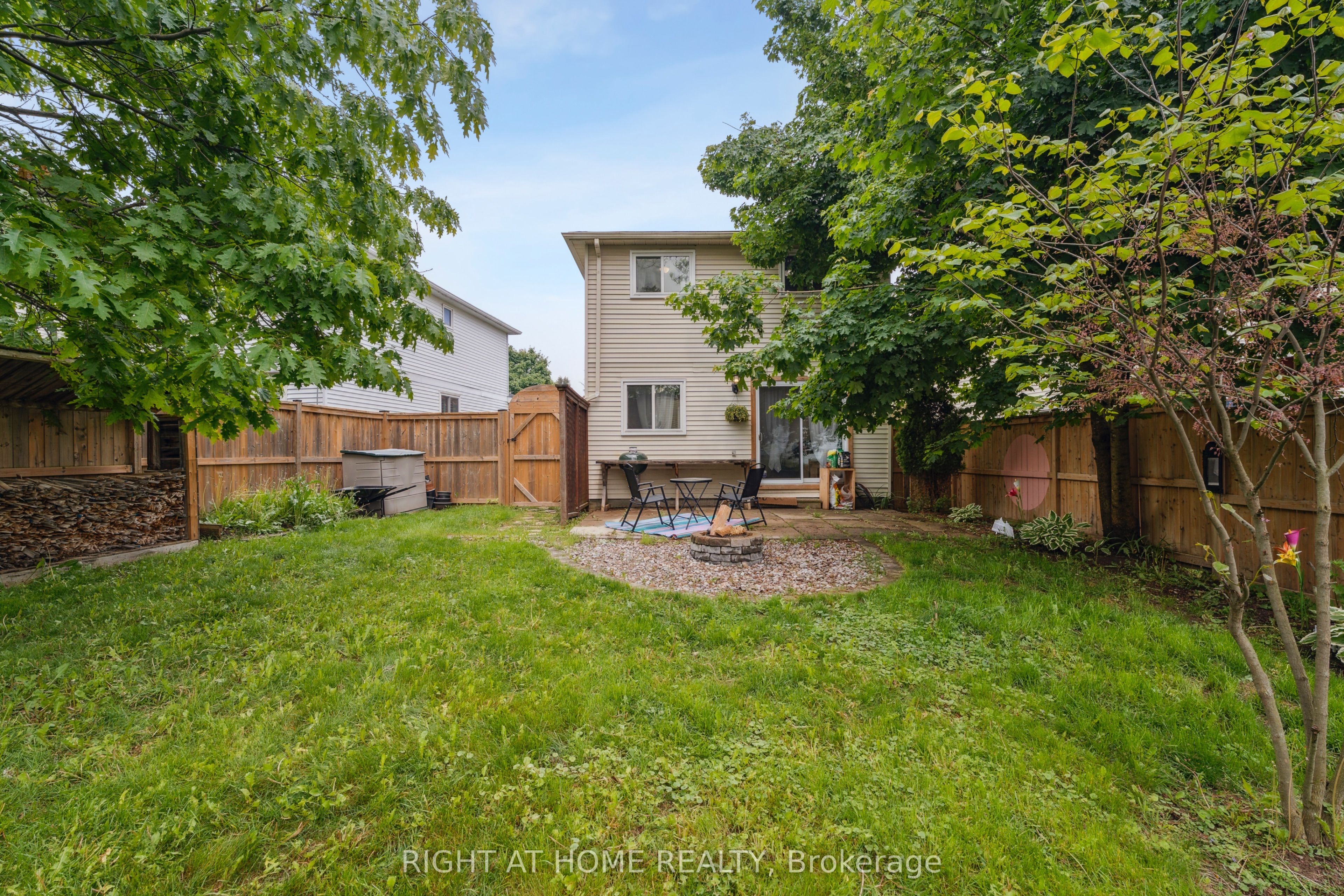 54 Shakespeare Crescent Property Photo 44