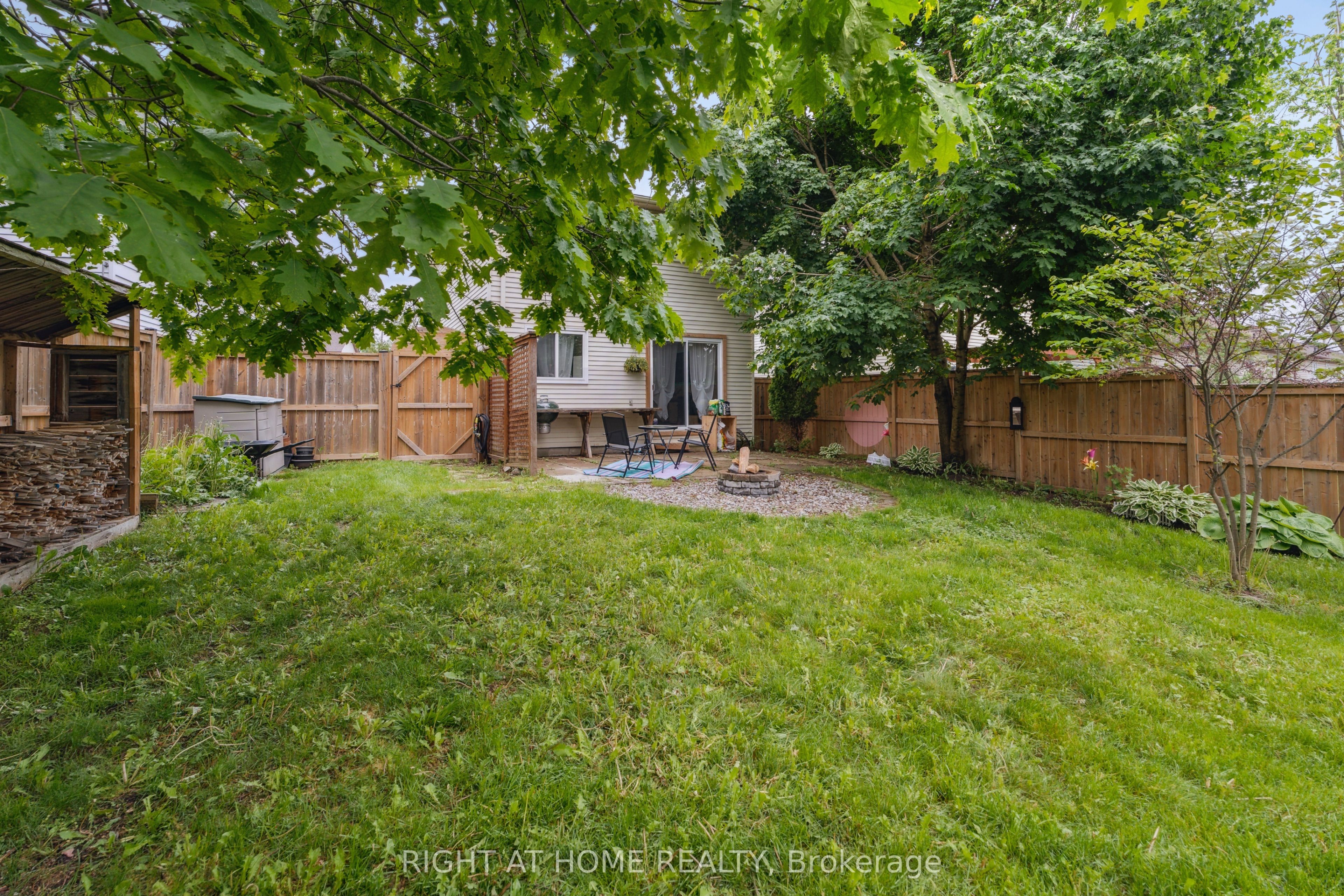 54 Shakespeare Crescent Property Photo 45