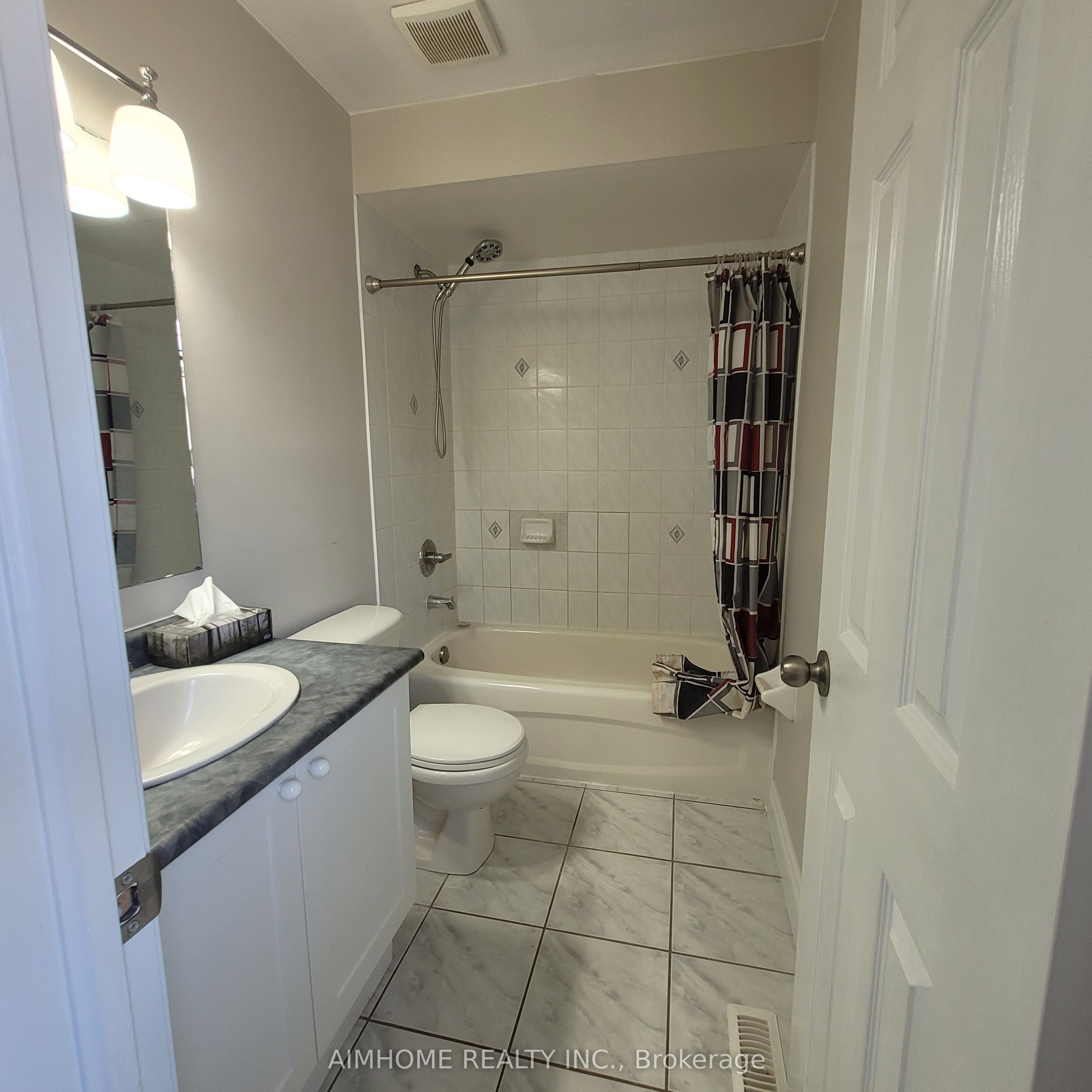 22 Villers Street Property Photo 13