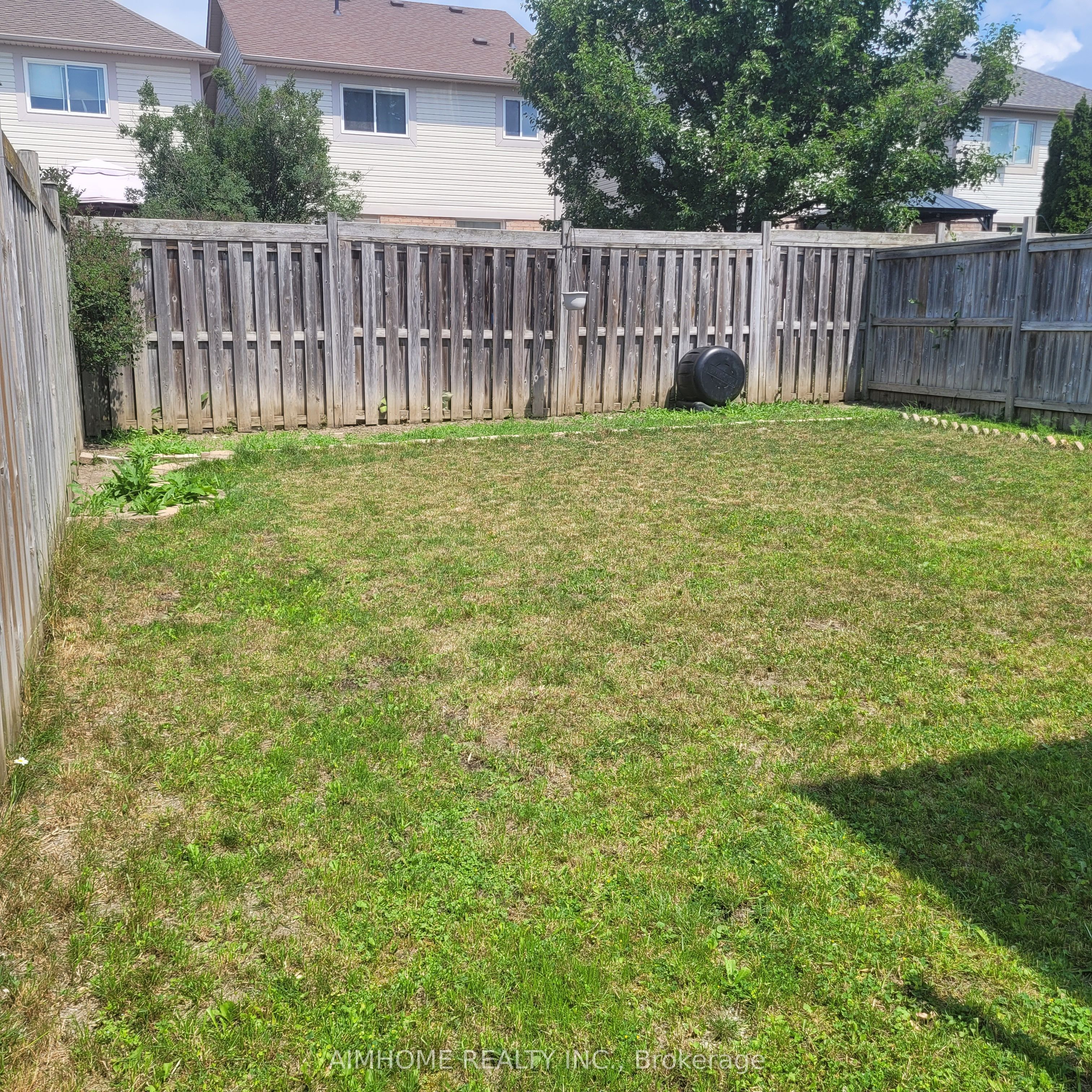 22 Villers Street Property Photo 21