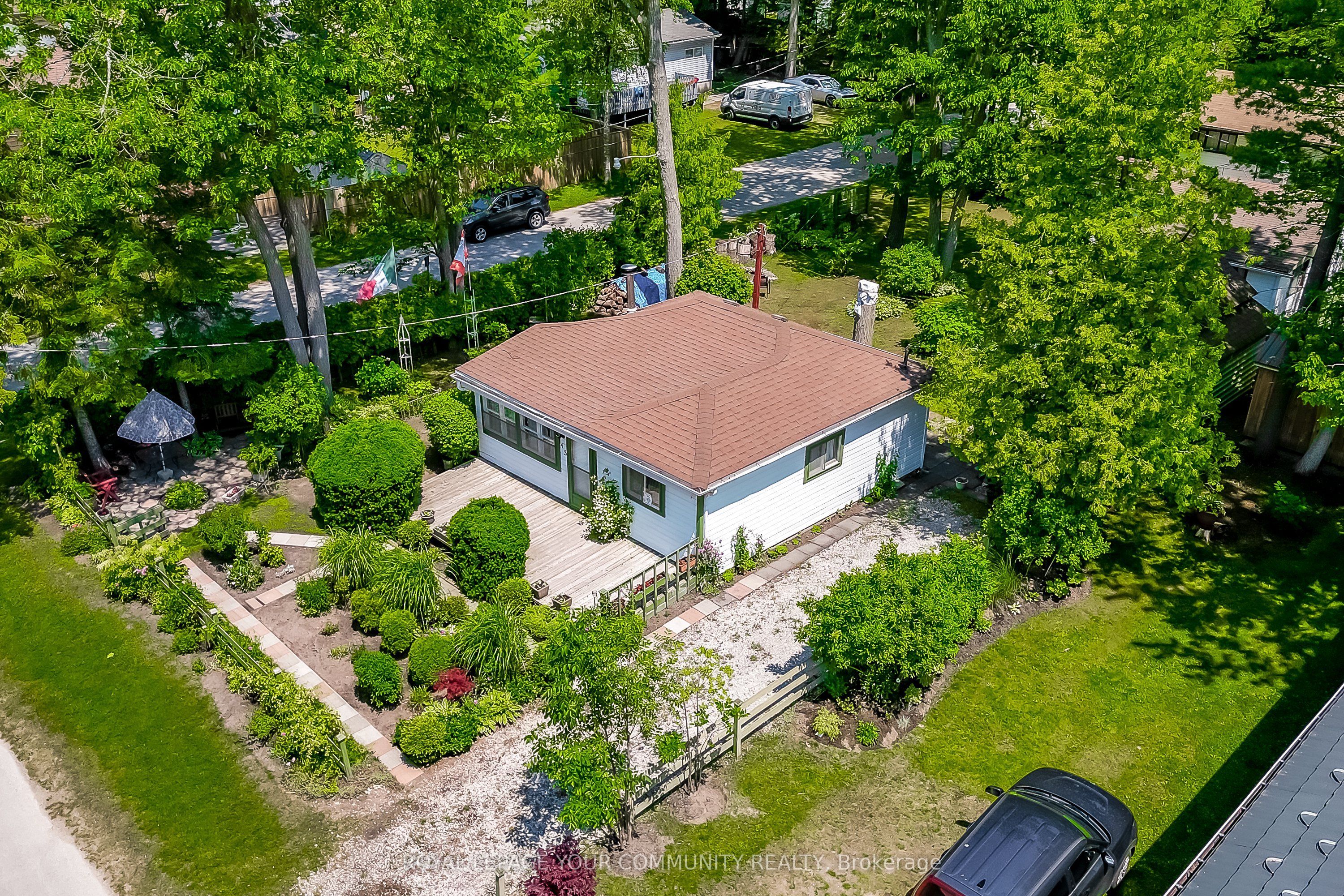 45 30th Street Property Photo 2