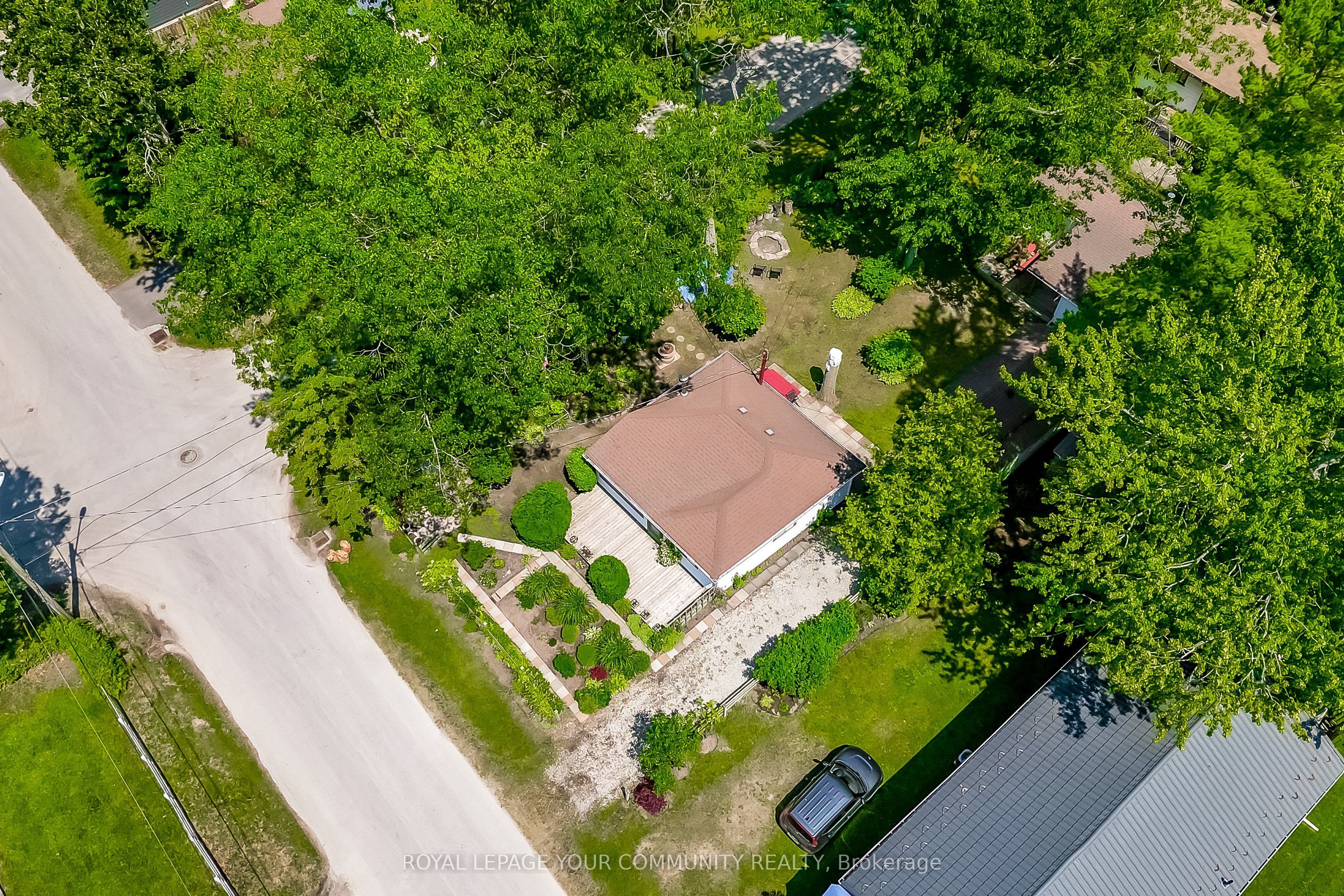 45 30th Street Property Photo 3