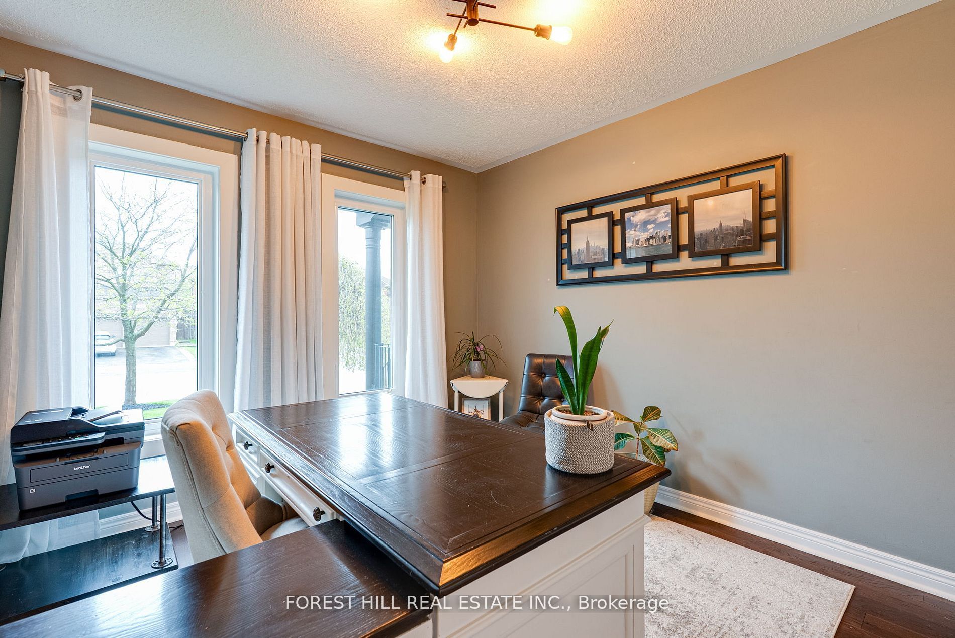 44 Prince Of Wales Drive Property Photo 12