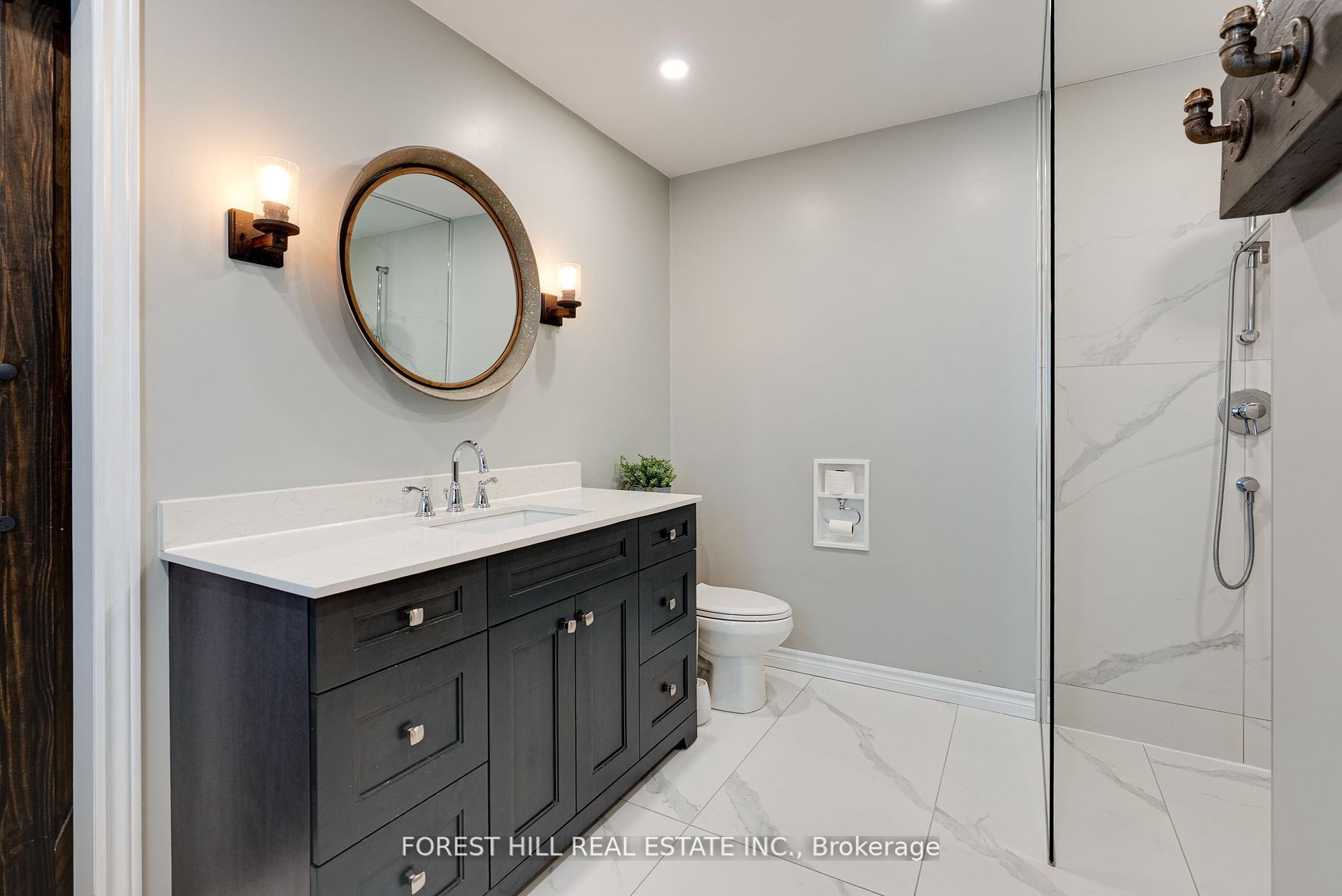 44 Prince Of Wales Drive Property Photo 15