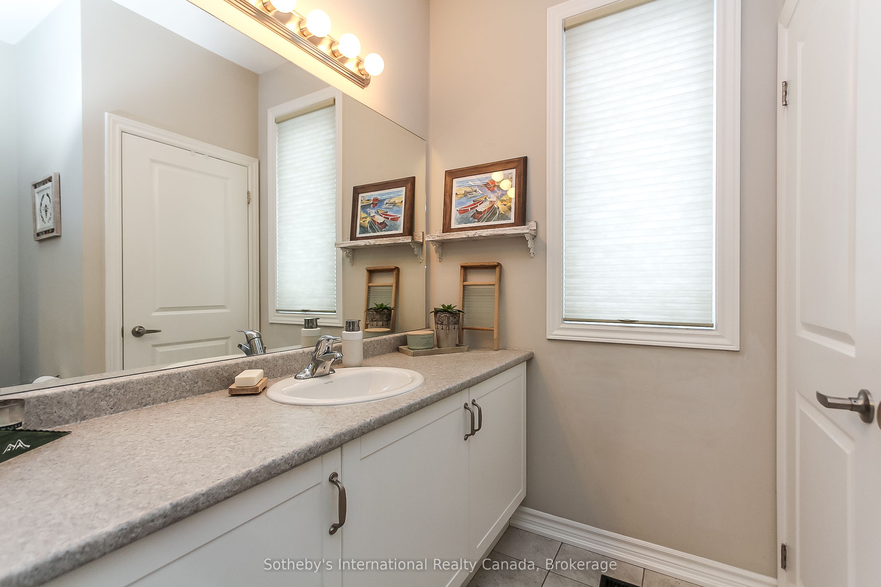 7 Lett Avenue Property Photo 4