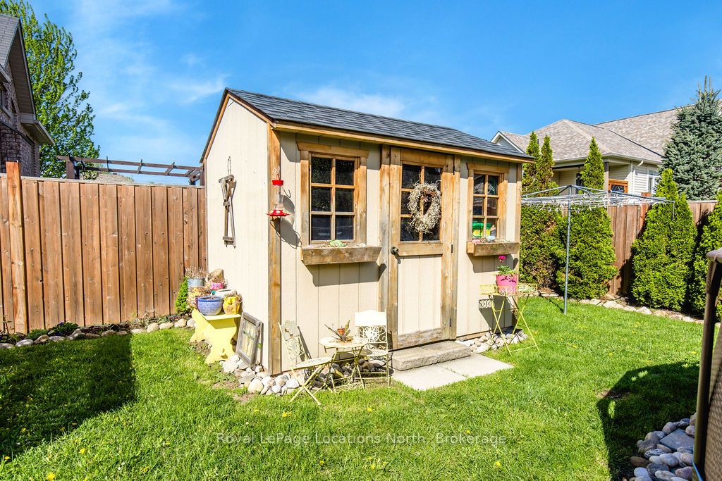 4 Broadpoint Street Property Photo 31