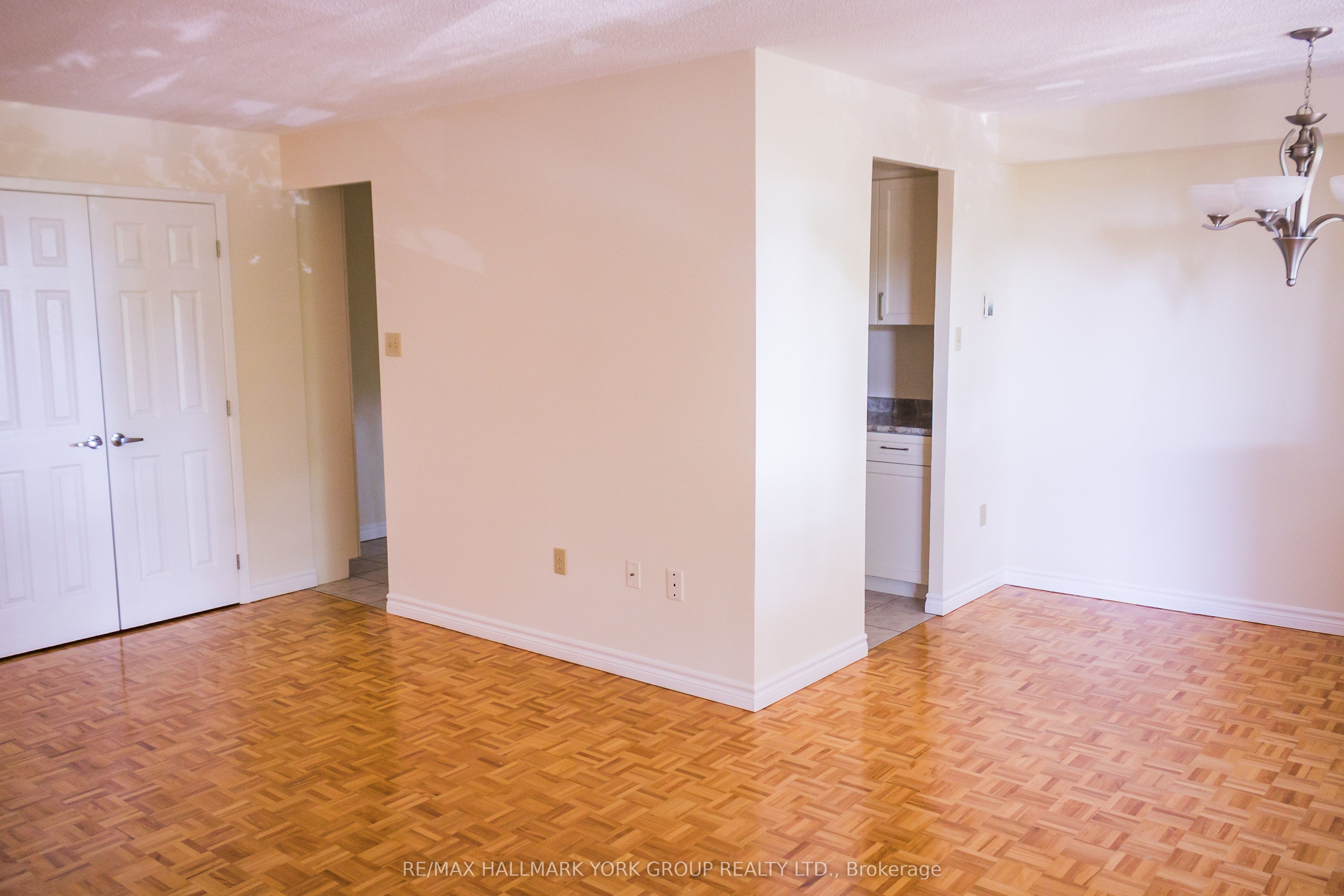 262 Rose Street 310 Property Photo 5