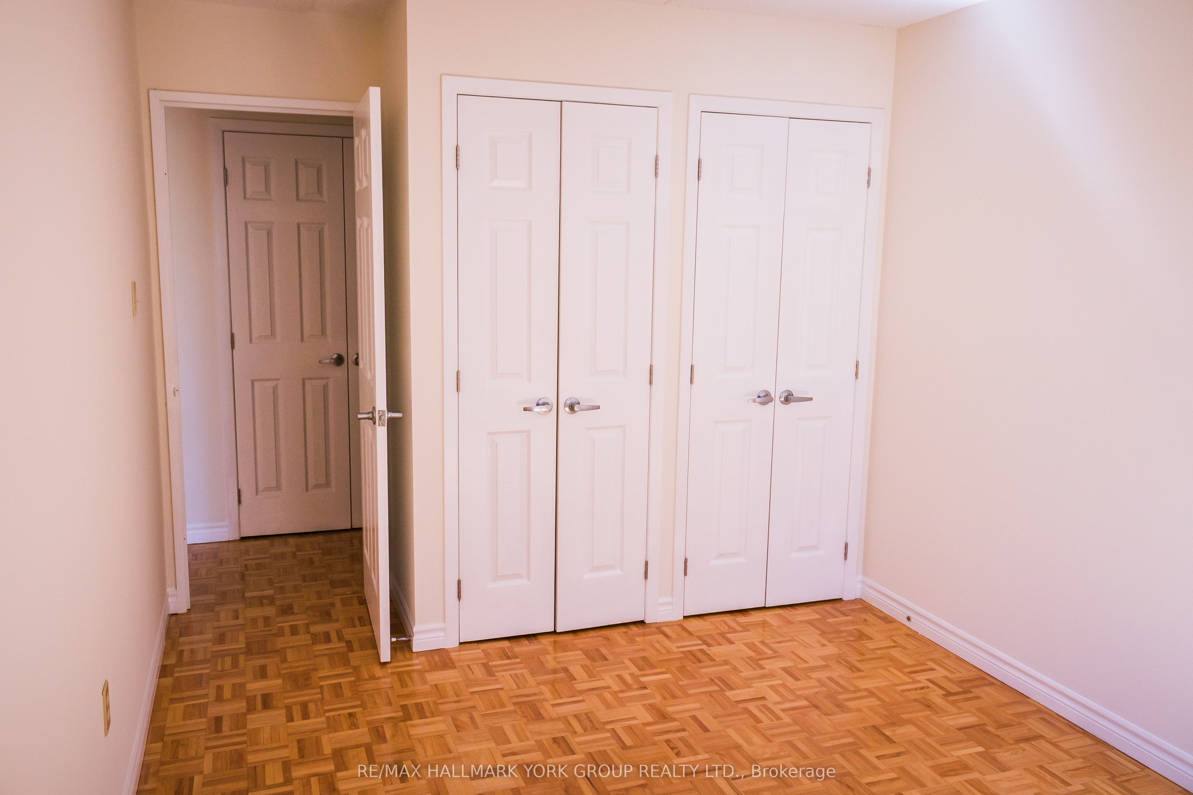 #310 - 262 Rose Street Property Photo 8