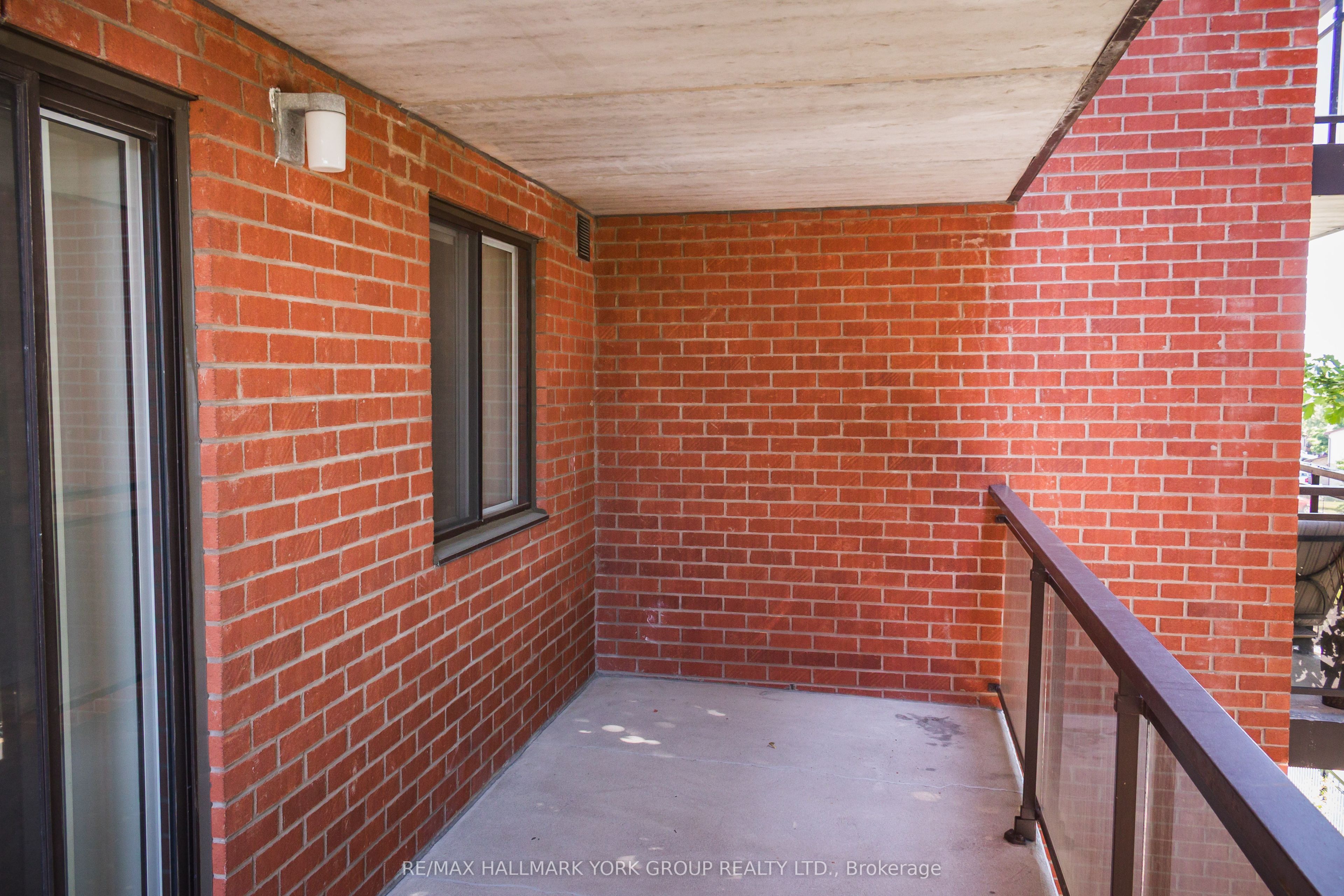 #310 - 262 Rose Street Property Photo 10
