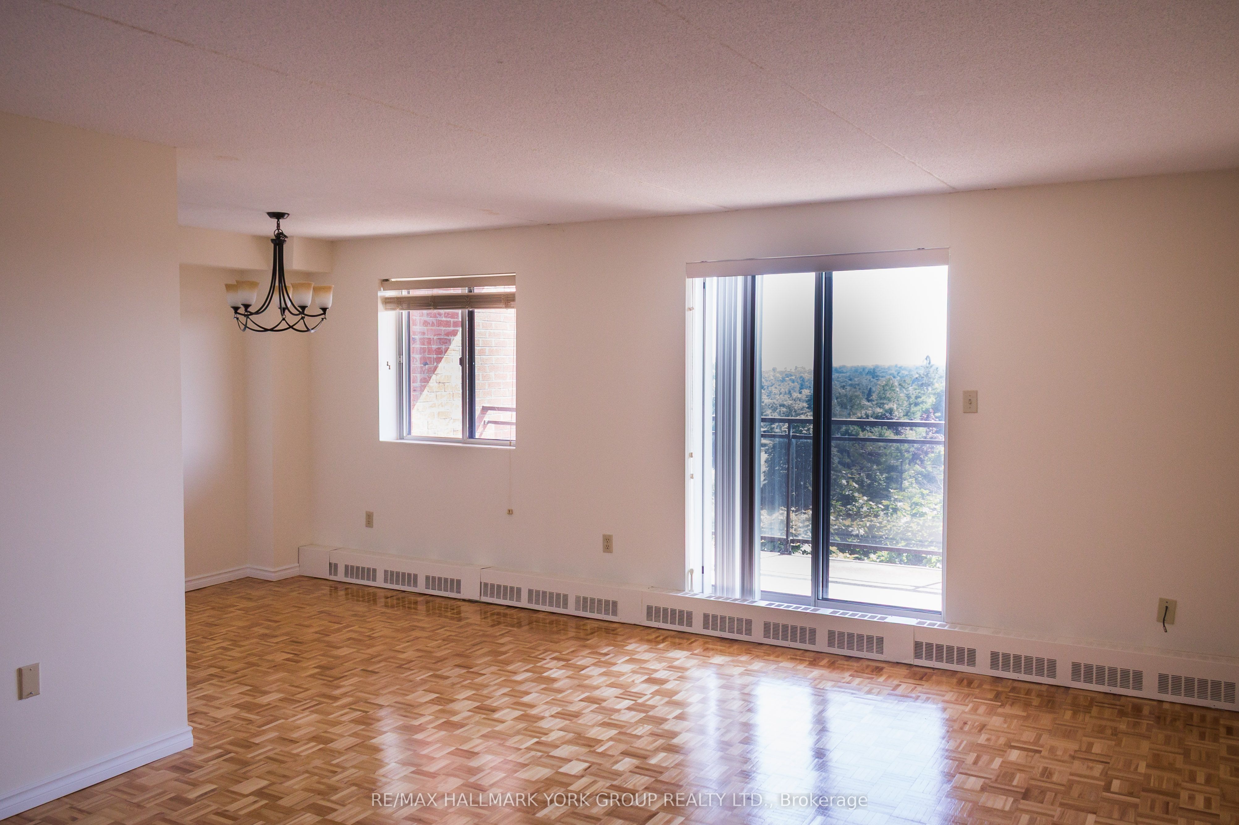262 Rose Street 610 Property Photo 6