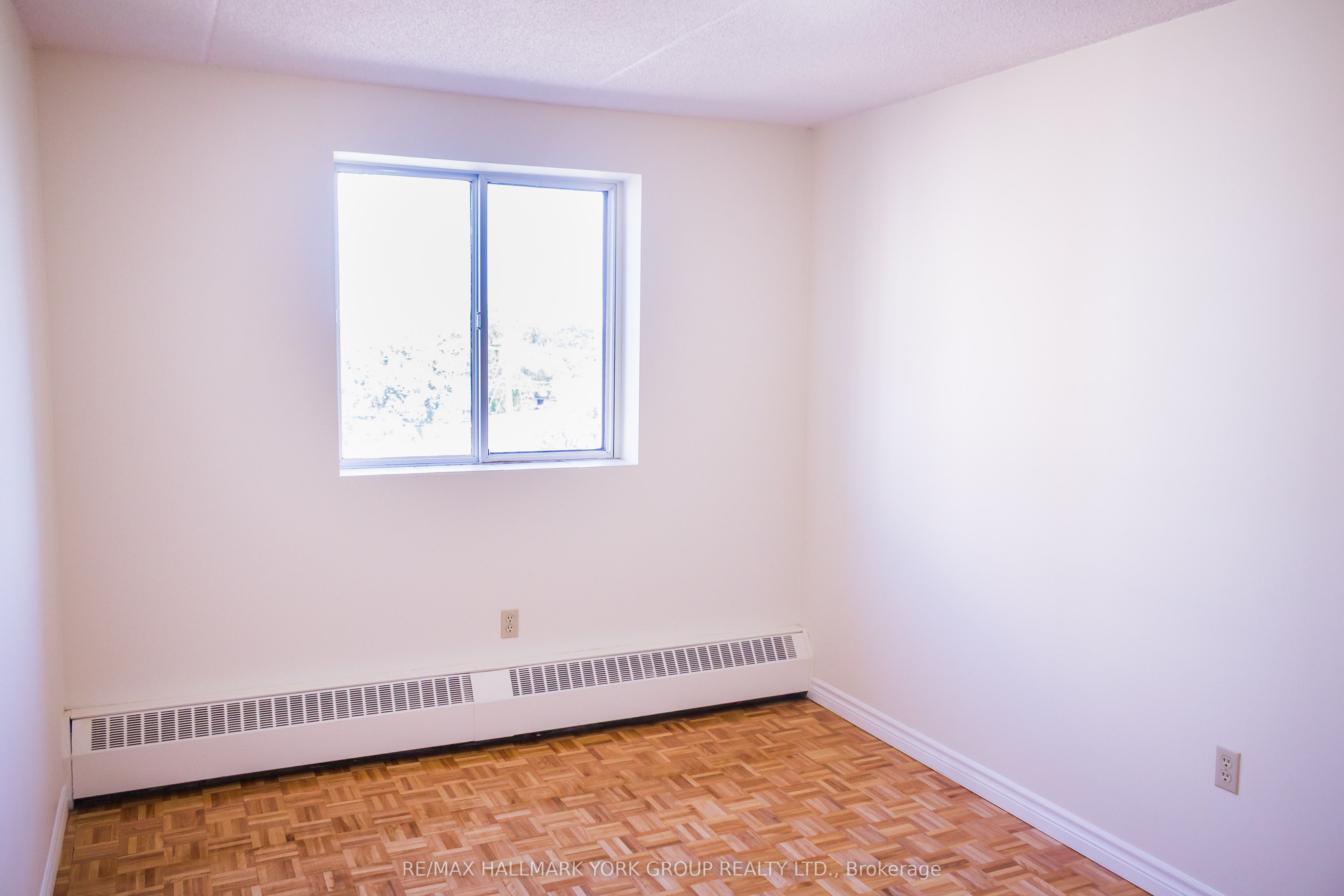262 Rose Street 501 Property Photo 3