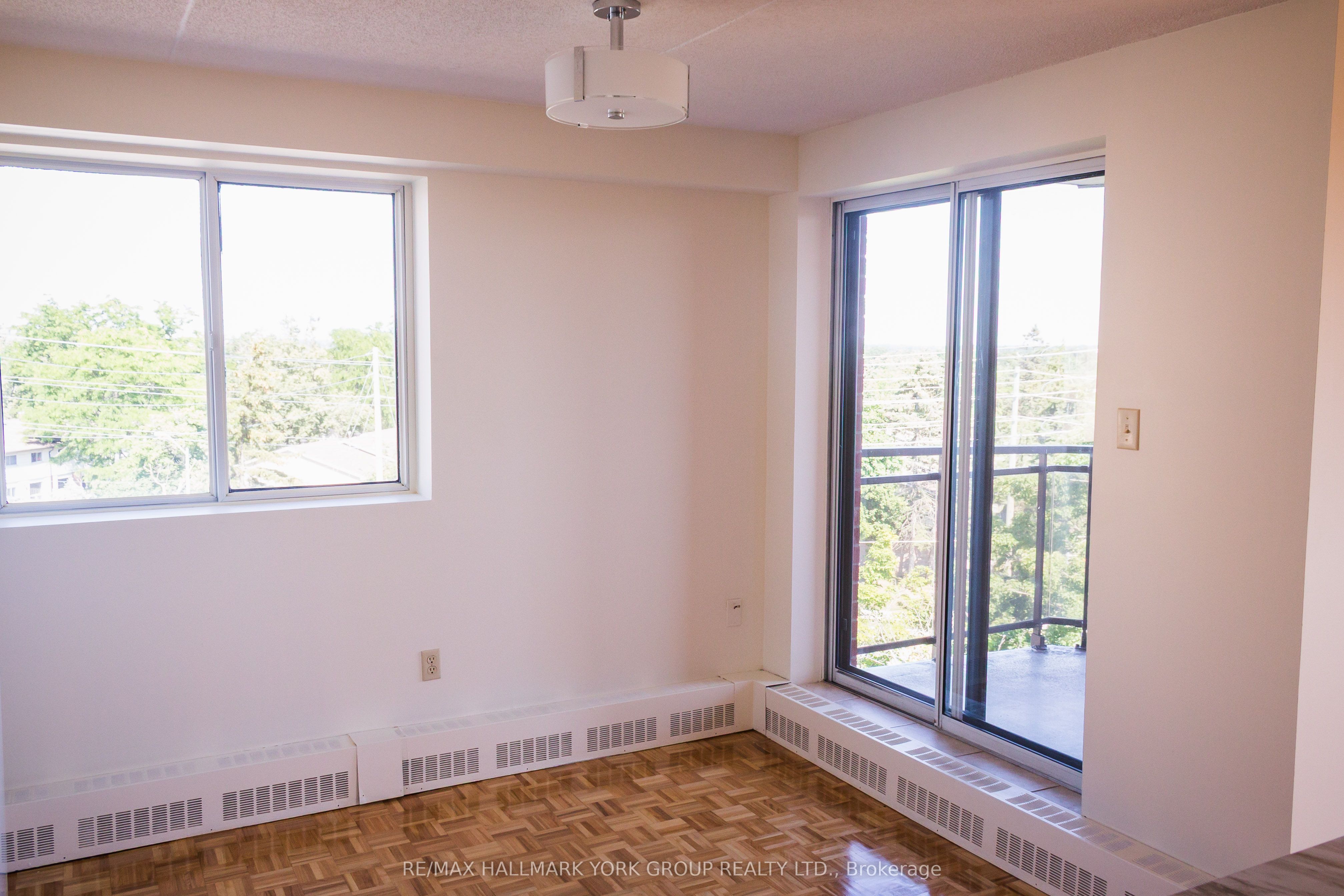 #501 - 262 Rose Street Property Photo 8
