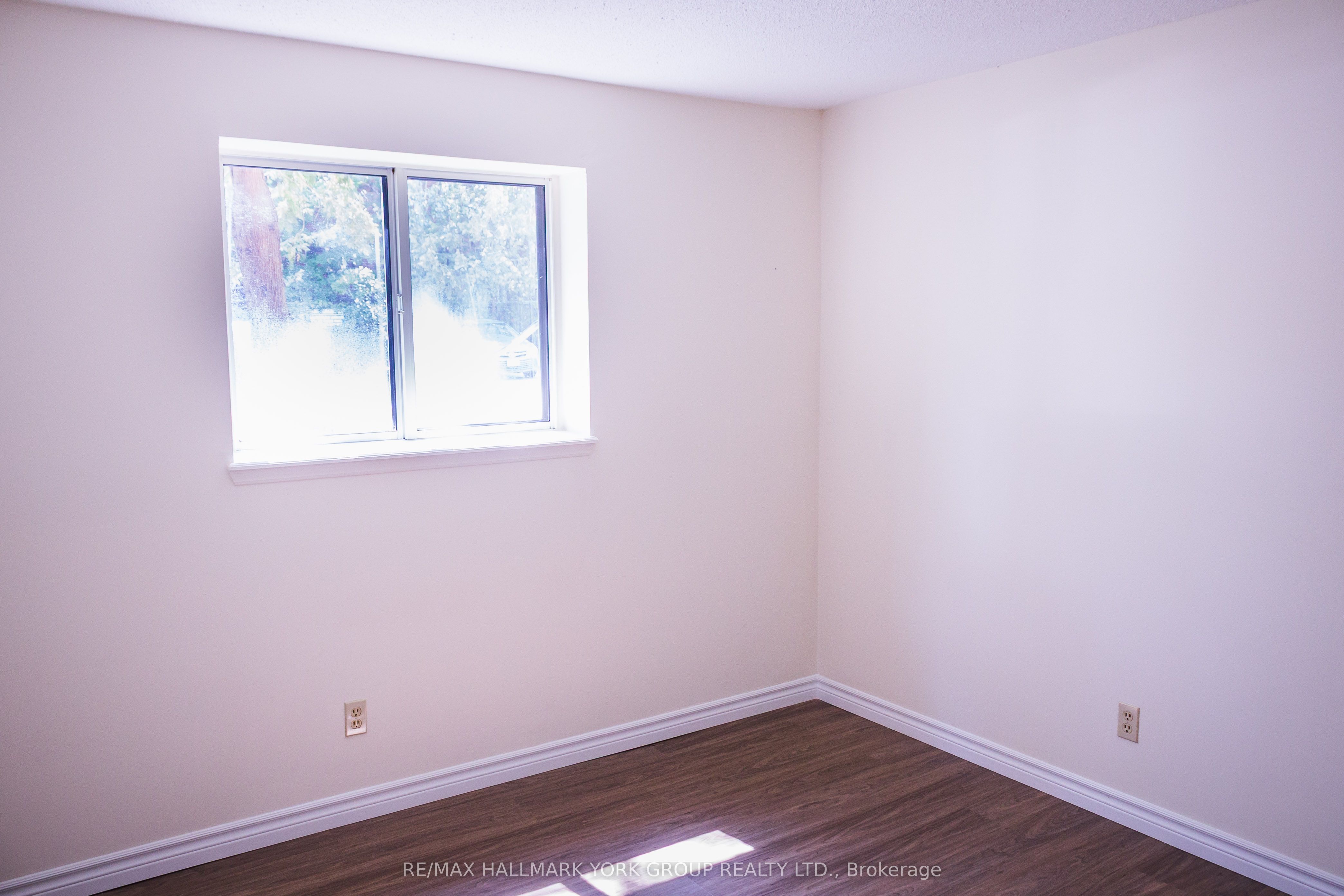 141 Edgehill Drive M2 Property Photo 7