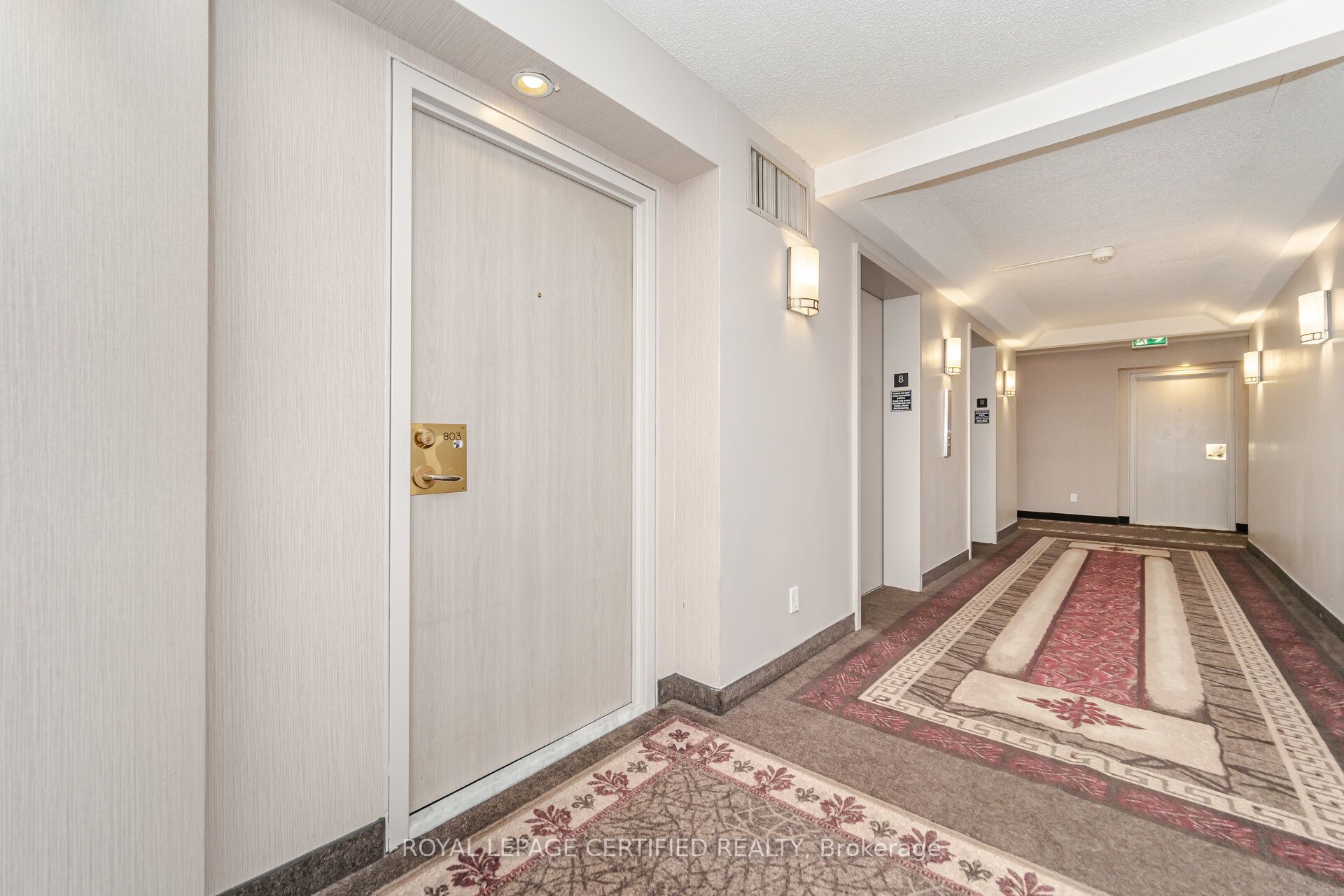 140 Dunlop Street E 803 Property Photo 4