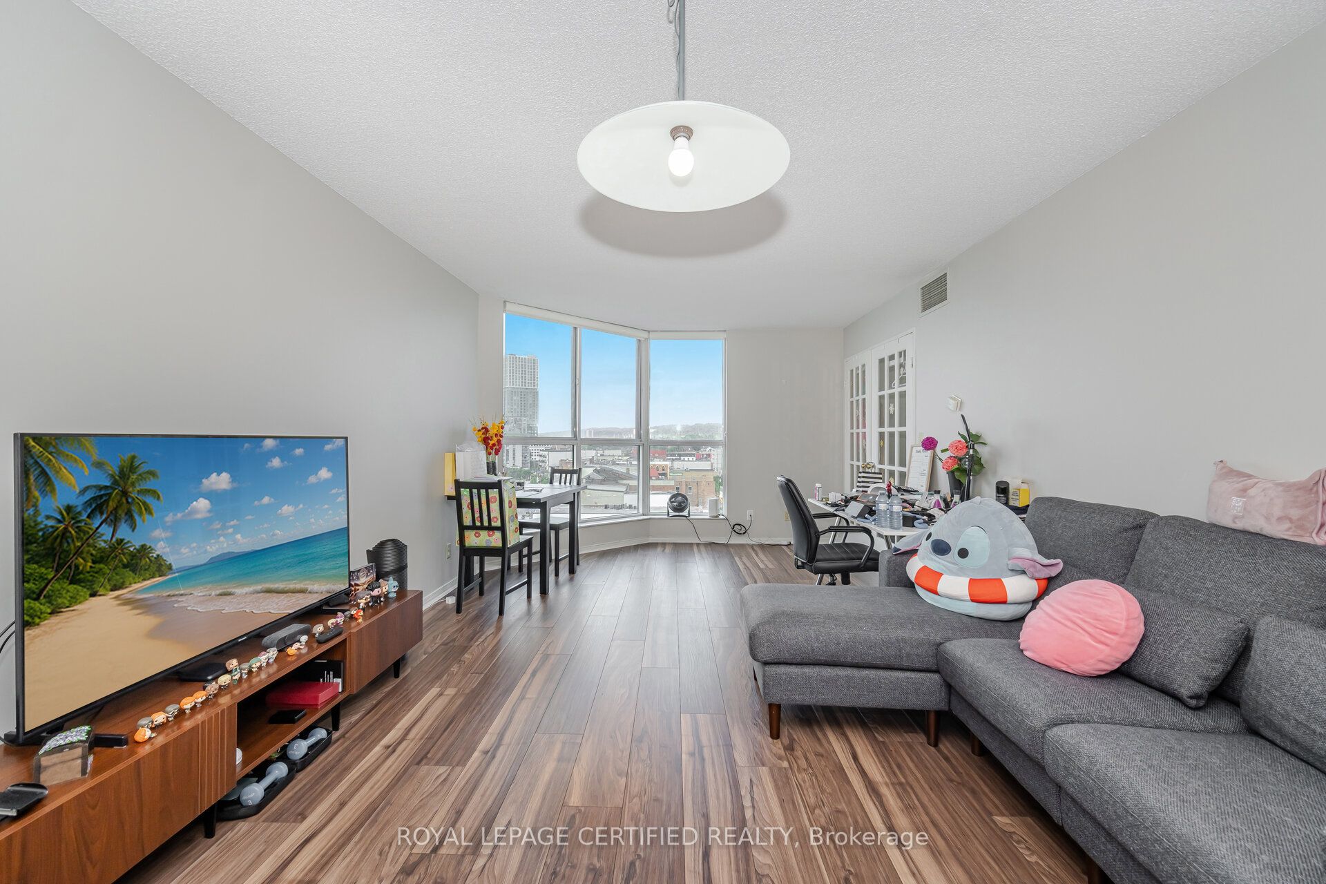140 Dunlop Street E 803 Property Photo 11
