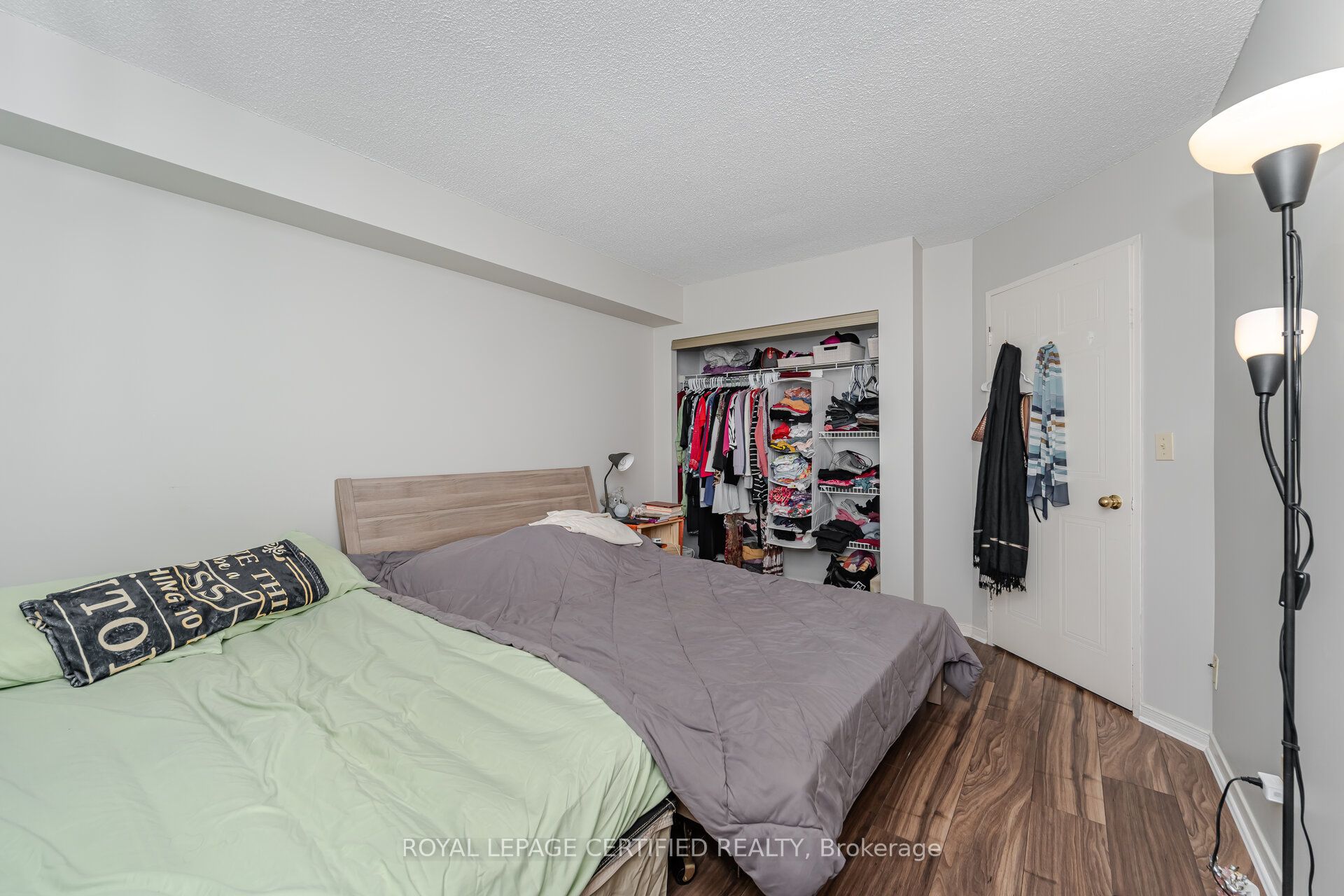 140 Dunlop Street E 803 Property Photo 22
