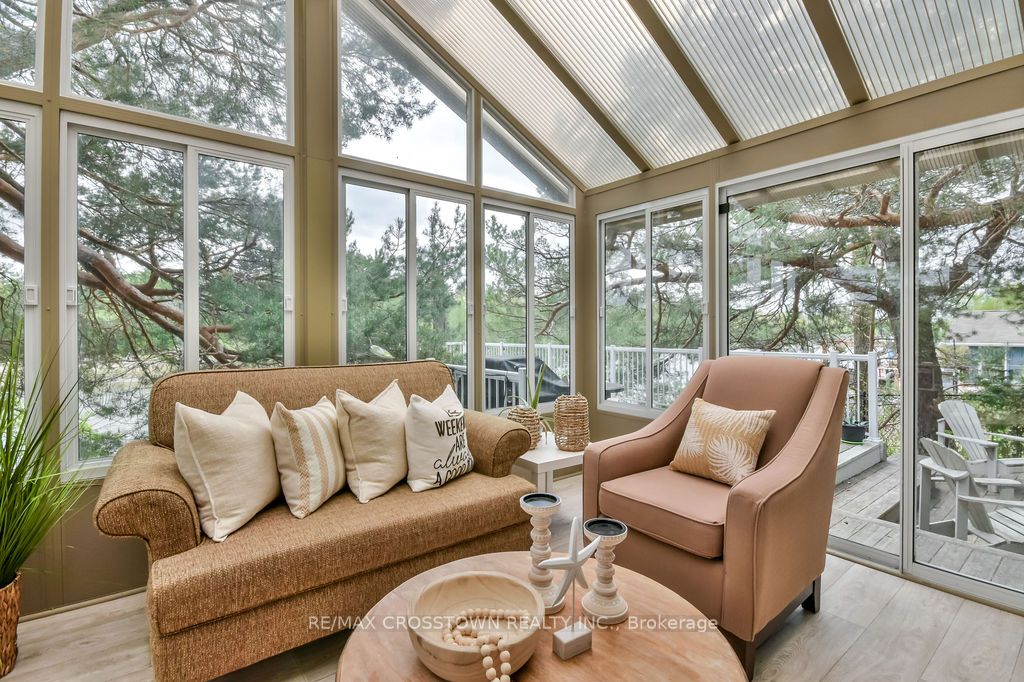 799 Mosley Street Property Photo 12