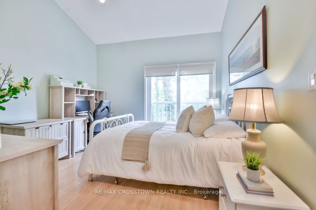 799 Mosley Street Property Photo 27