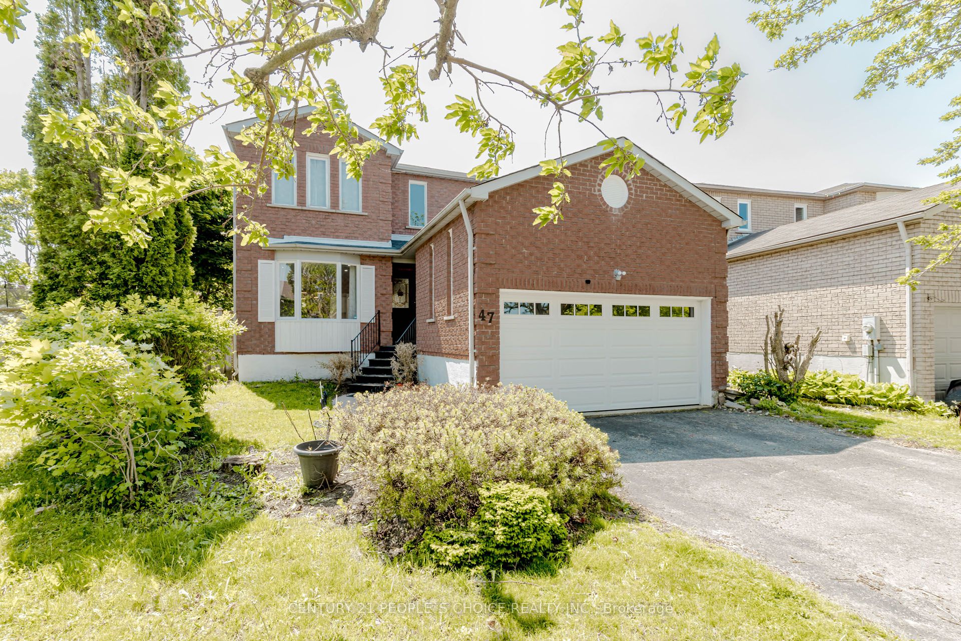 47 Blair Cres Property Photo 1