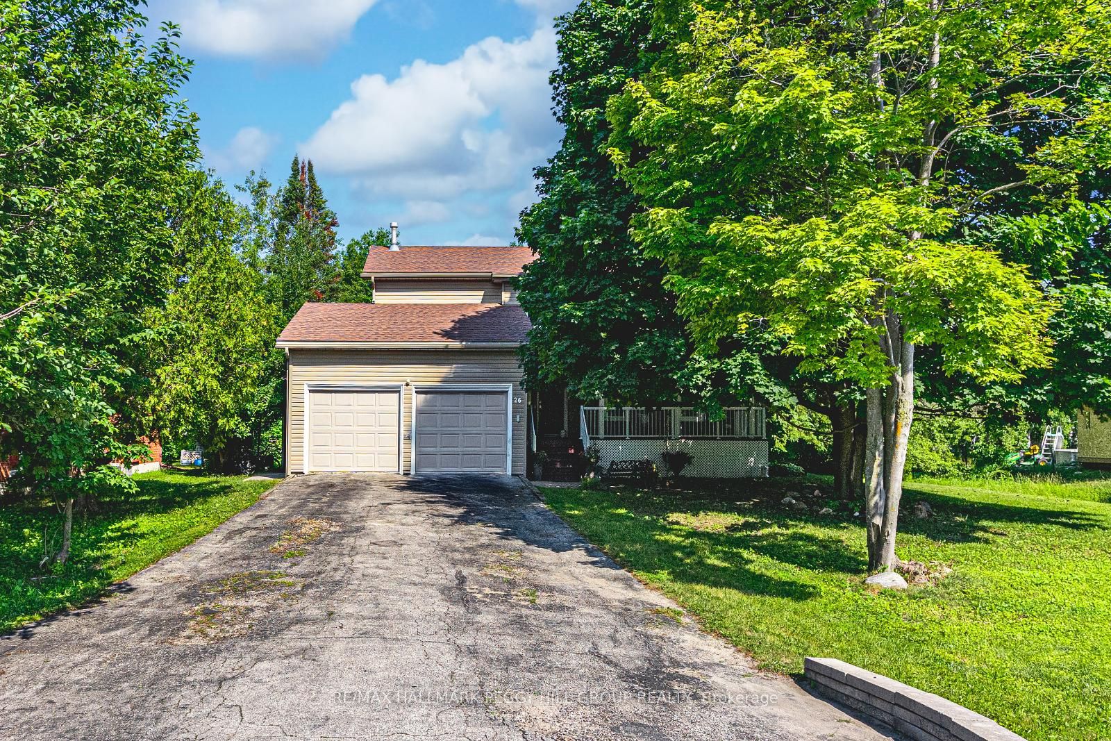 26 Royal Beech Drive Property Photo 1