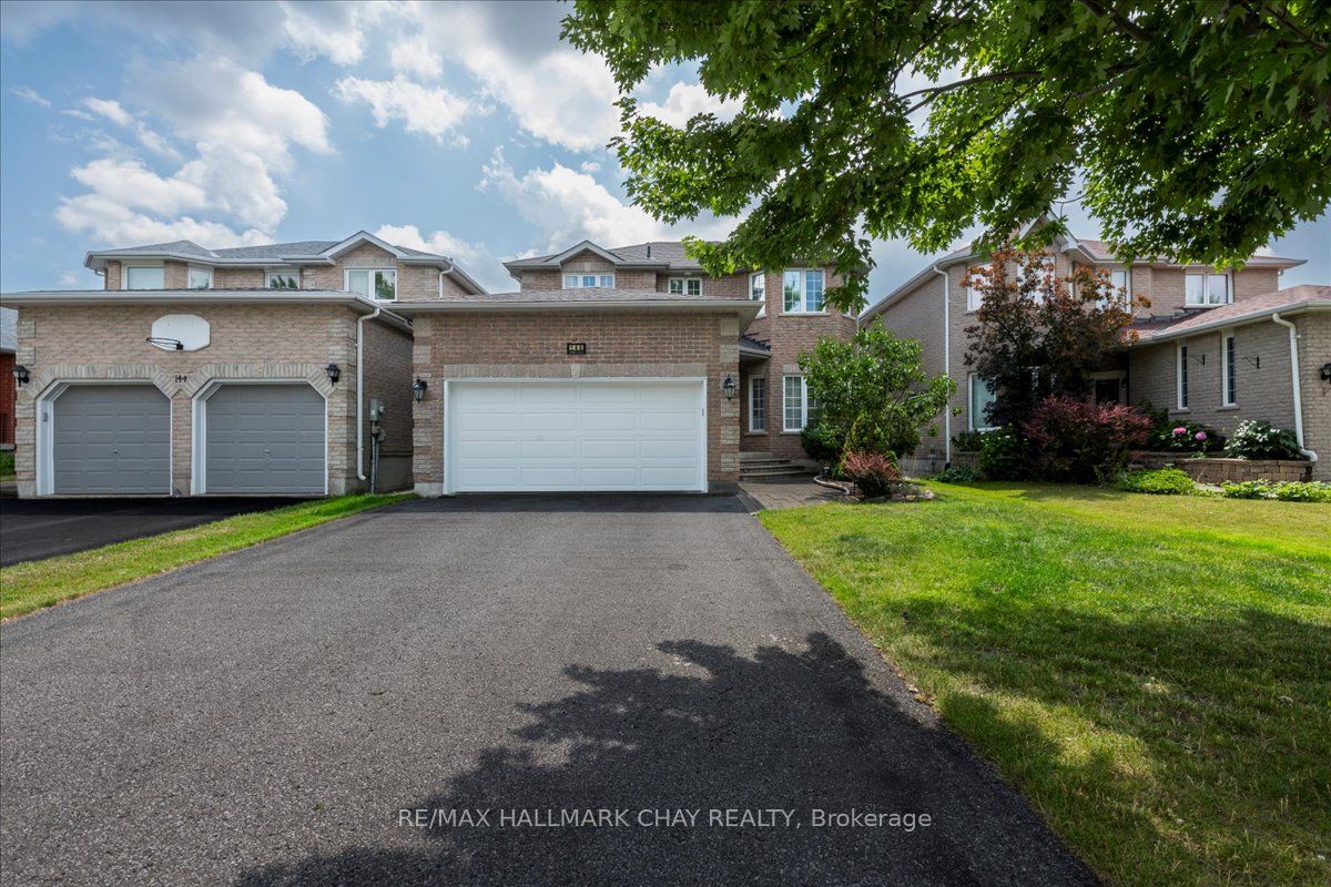 146 Raymond Crescent Property Photo 1