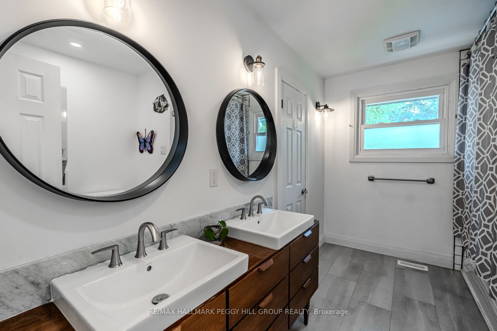 45 Ottaway Avenue Property Photo 14