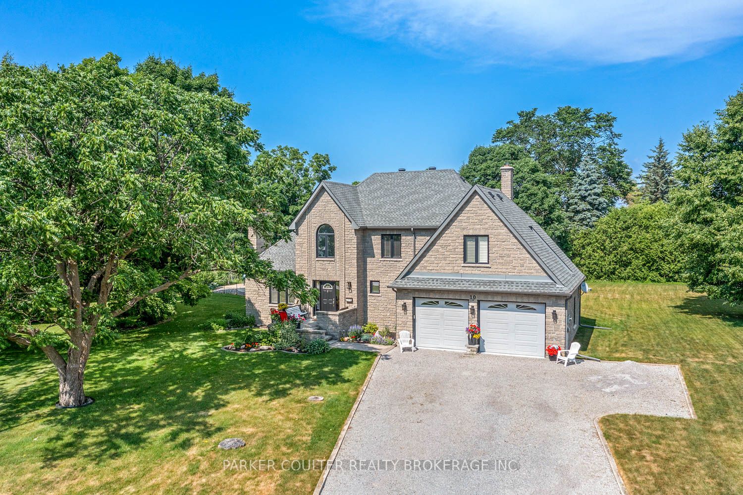 10 Duffys Ct Property Photo 1