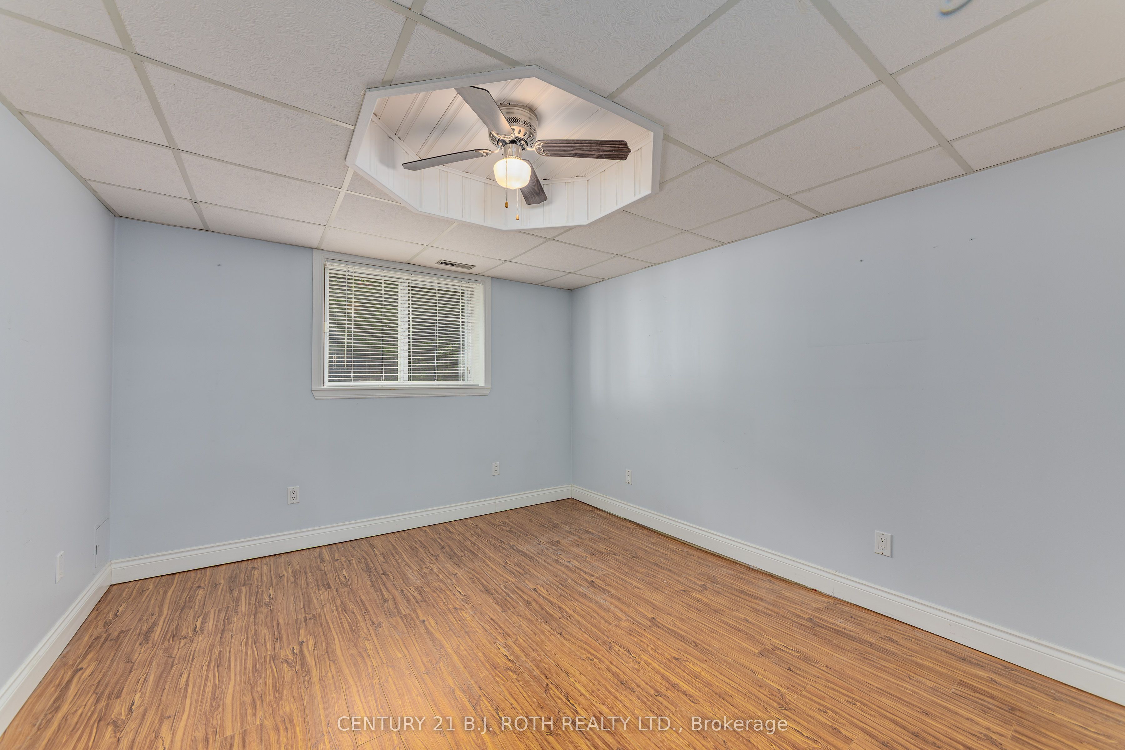 409 Pheasant Lane Property Photo 34