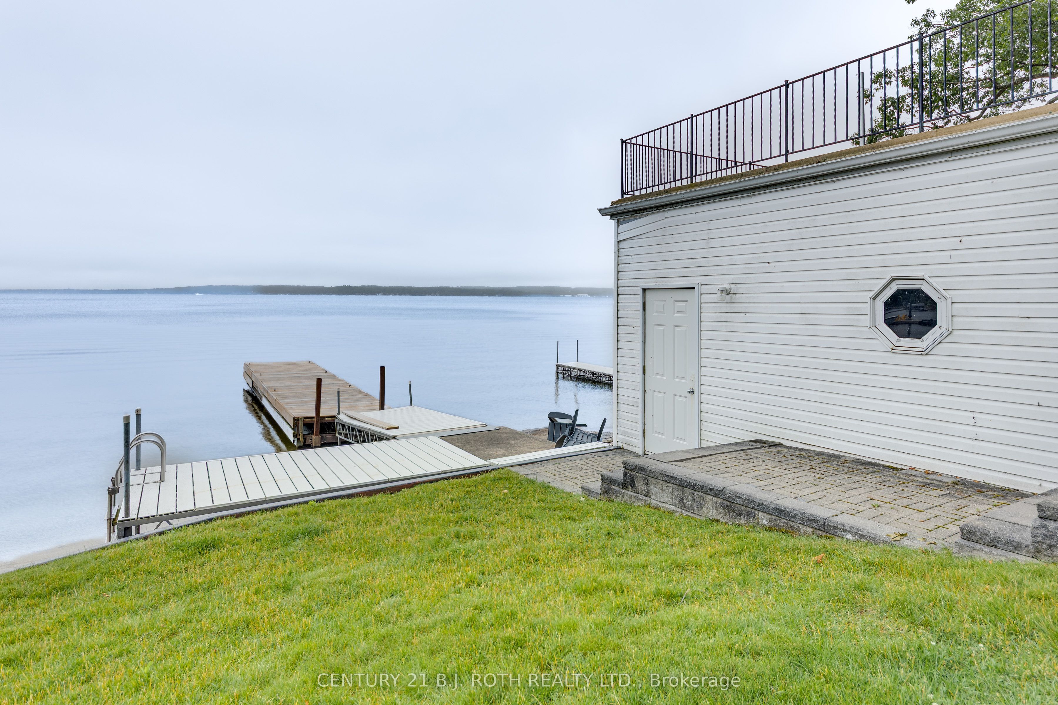 409 Pheasant Lane Property Photo 44